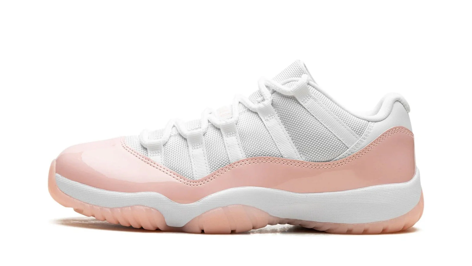 Air Jordan 11 Low WMNS 