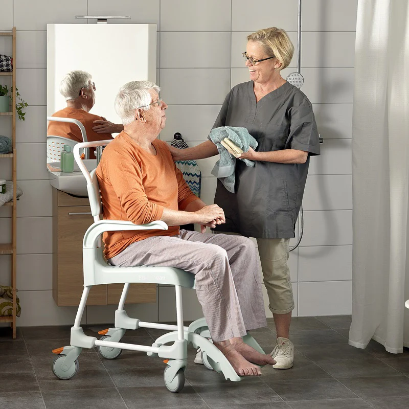 Dusch- und Toilettstuhl Clean
