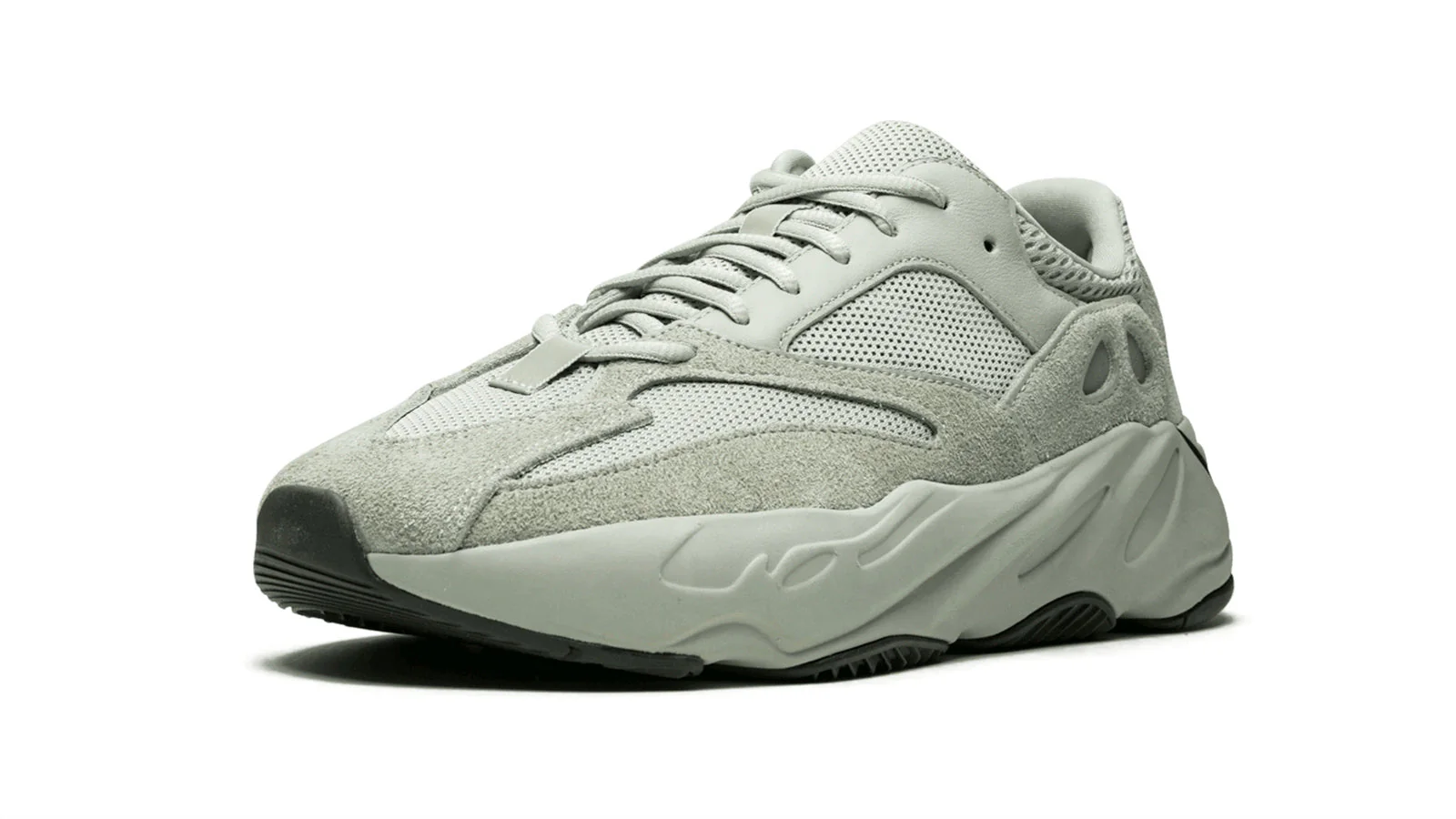 YEEZY BOOST 700 