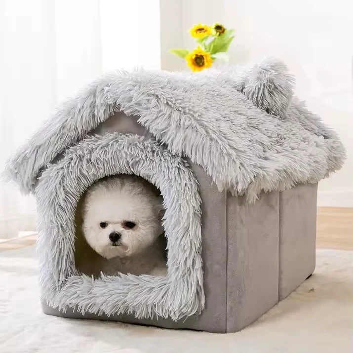 Pet Bed for Dogs & Cats �C Soft Fleece Cover & Non-Slip Base