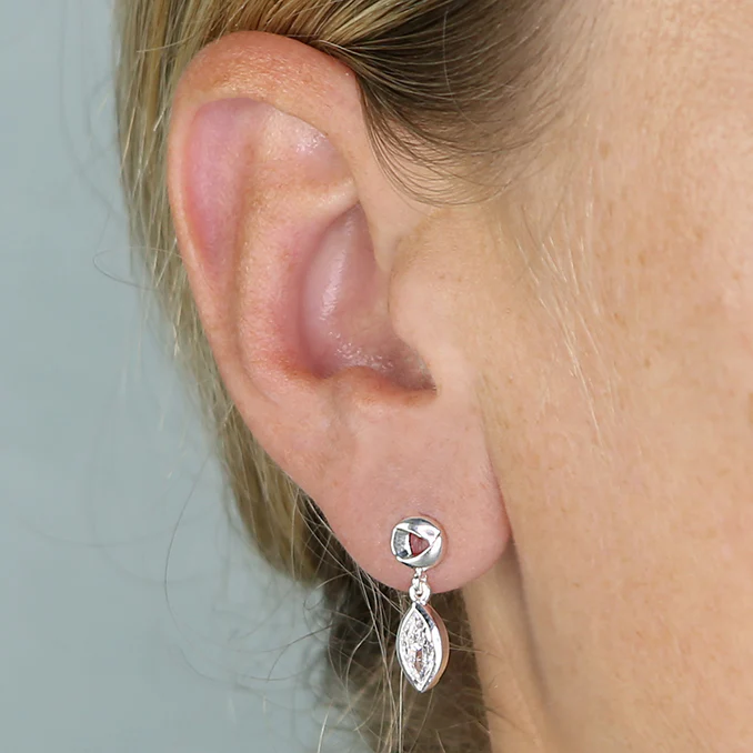 Silver Cubic Zirconia Small Open Leaf Drop Earrings �C 940 Silver
