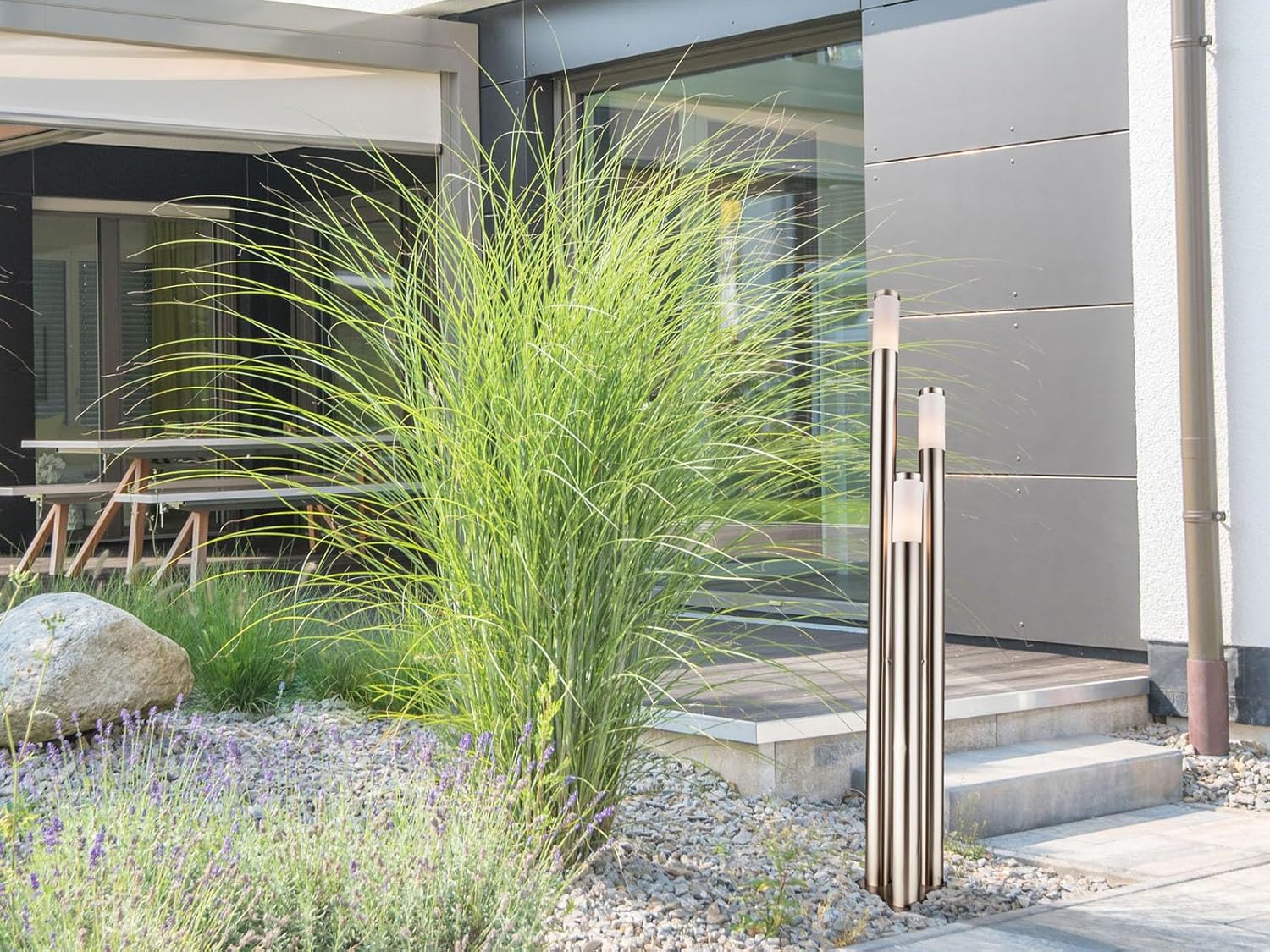 Moderne Wegeleuchte 3-flammig aus Edelstahl in Silber, Höhe 170cm