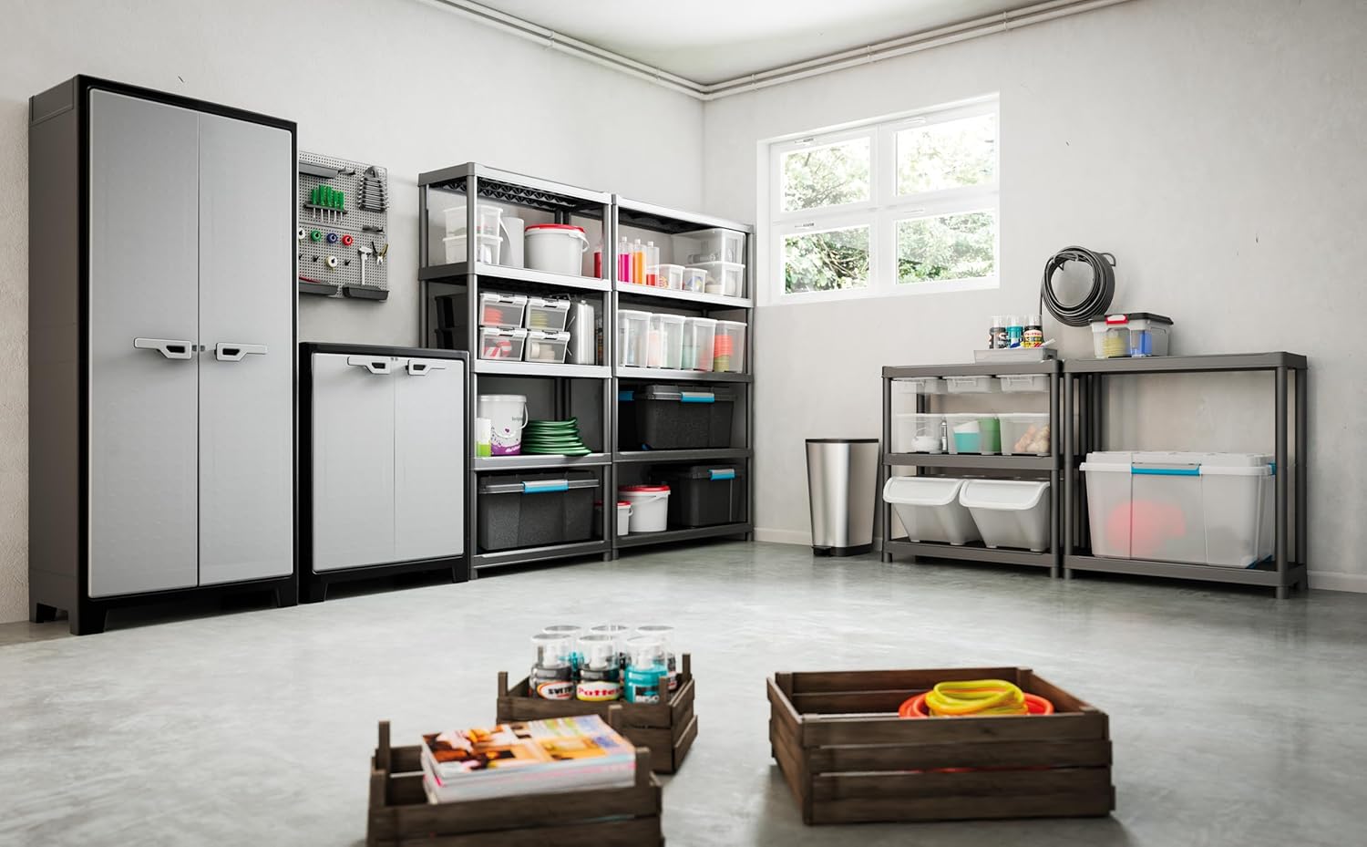 Keter Armadio Alto Titan con Ripiani Regolabili, da interno ed esterno, 80 x 44 x 182 cm