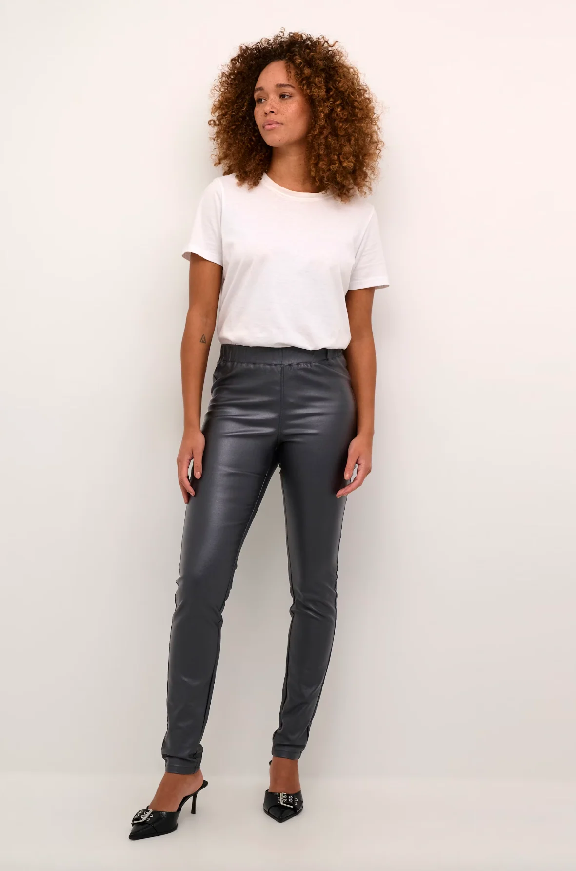 Kaffe Ada Coated Jeggings , Black Oyster