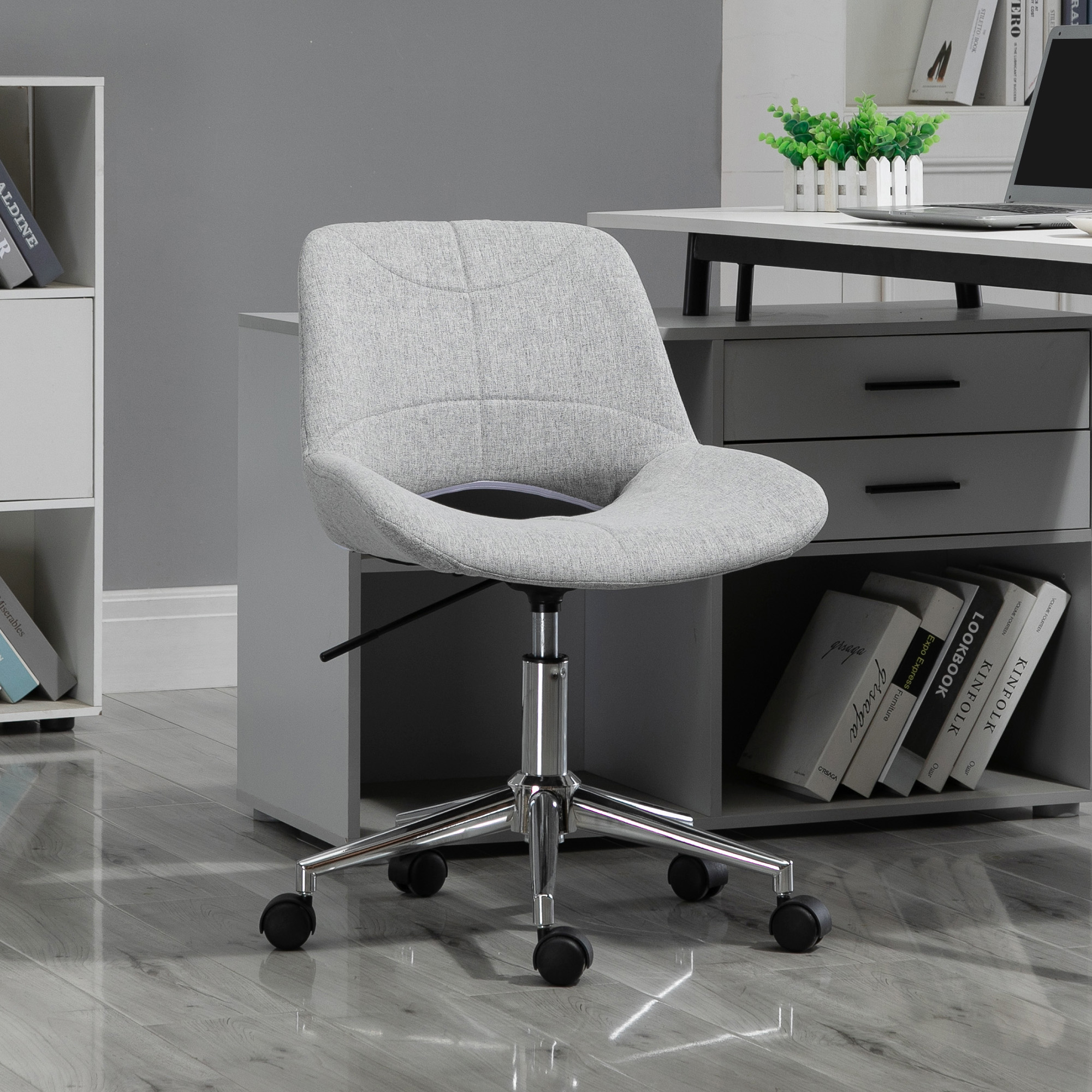 HOMCOM Bürostuhl, höhenverstellbar, um 360° drehbar, bis 110 kg, Metallrahmen, hellgrau, 49 x 56,5 x 73-82,5 cm