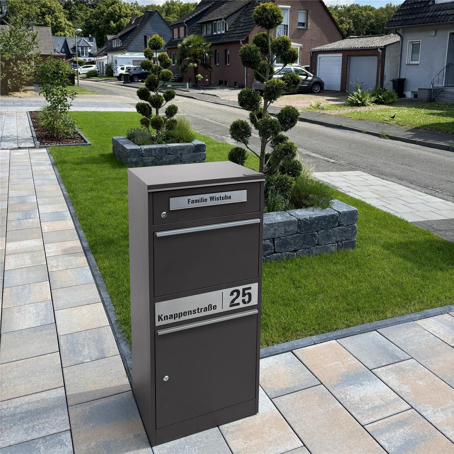 Metzler Briefkasten und Paketbox rostfrei und massiv, paketbox draussen groß XXL, Standbriefkasten modern, Paketkasten, Postbox in DB 703 Eisenglimmer mit Namensgravur, Modell Bispo 2