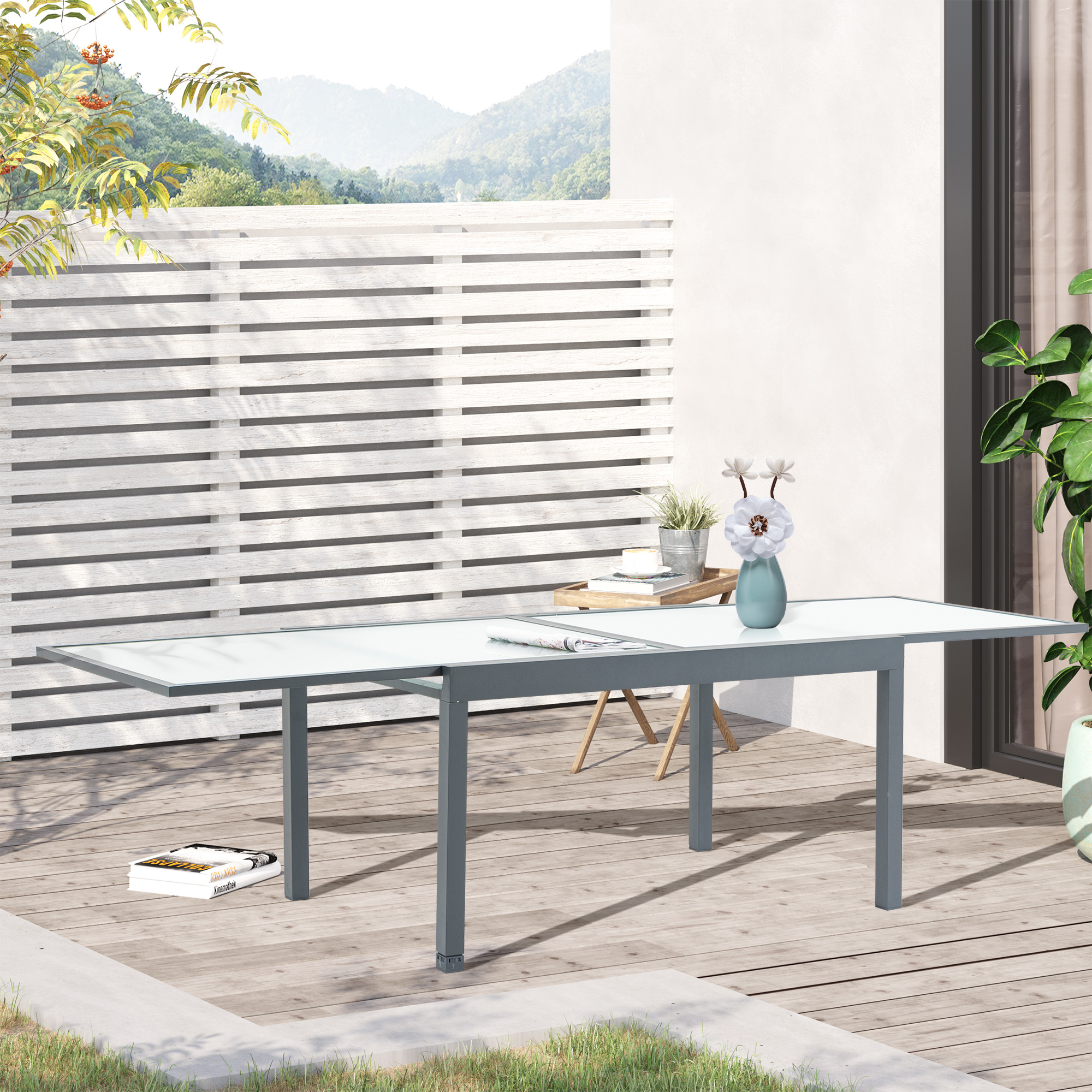 Outsunny tuintafel uitschuifbare eettafel voor buiten met blad van gehard glas