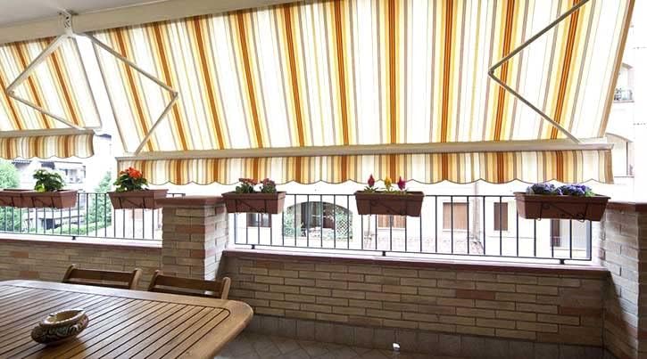 FRASCHETTI Extendable Sun Shade with Arms Size 295 x 250 cm Green / Beige - Fabric 280 g/m²