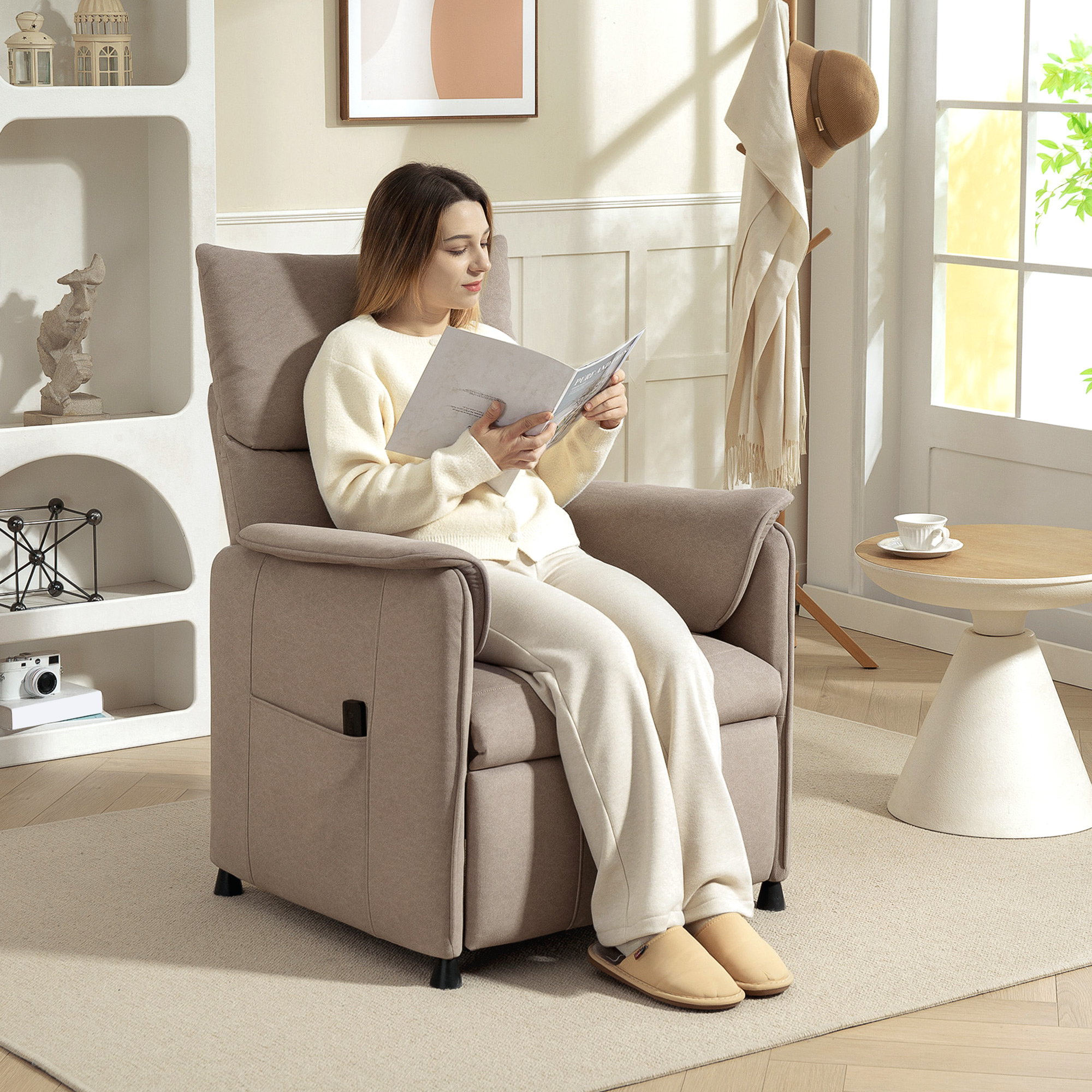 HOMCOM Elektrischer Relaxsessel mit Fernbedienung und Fußstütze, in Samtstoff, 80x83x104 cm, Braun