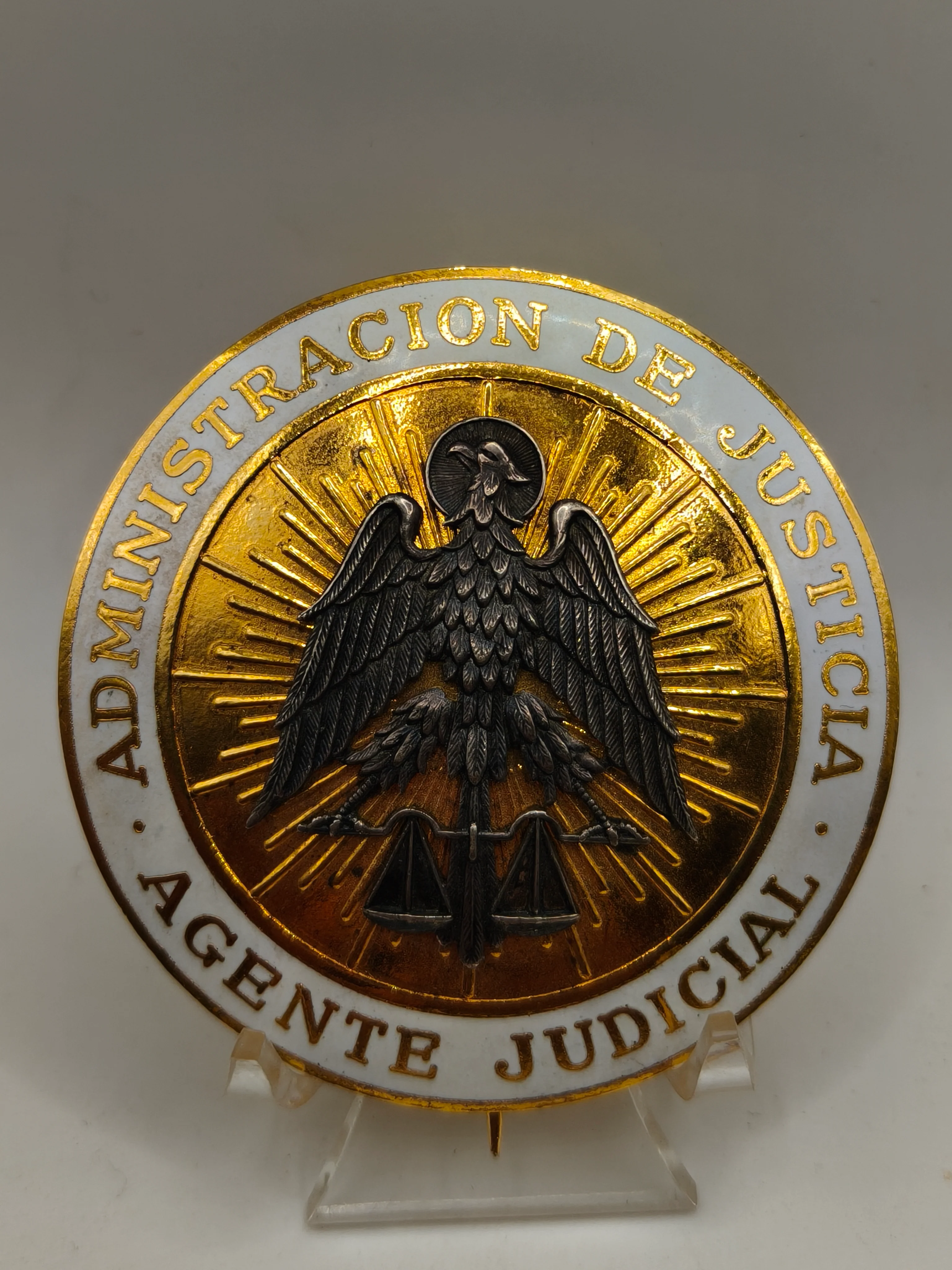 Placa agente judicial ��poca Franco