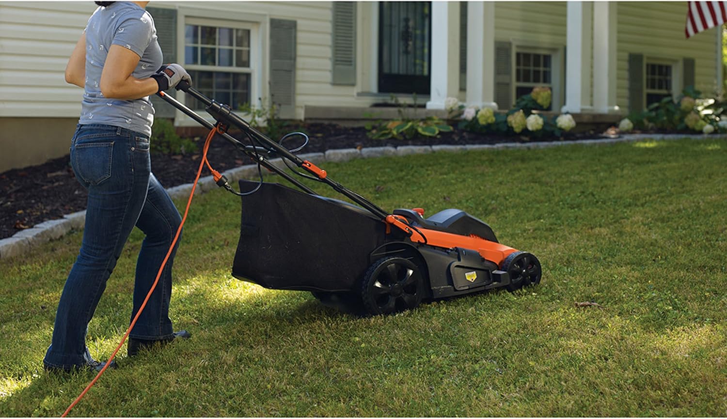 Black+Decker 2000 W 3-in-1 Elektrische Grasmaaier, 48 cm Maaibreedte, 50 L Grasopvangbak, 1 stuk, LM2000