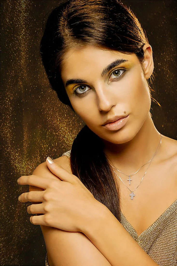 Collana Ambrosia Gioielli croce in oro bianco e zirconi AGZ 361