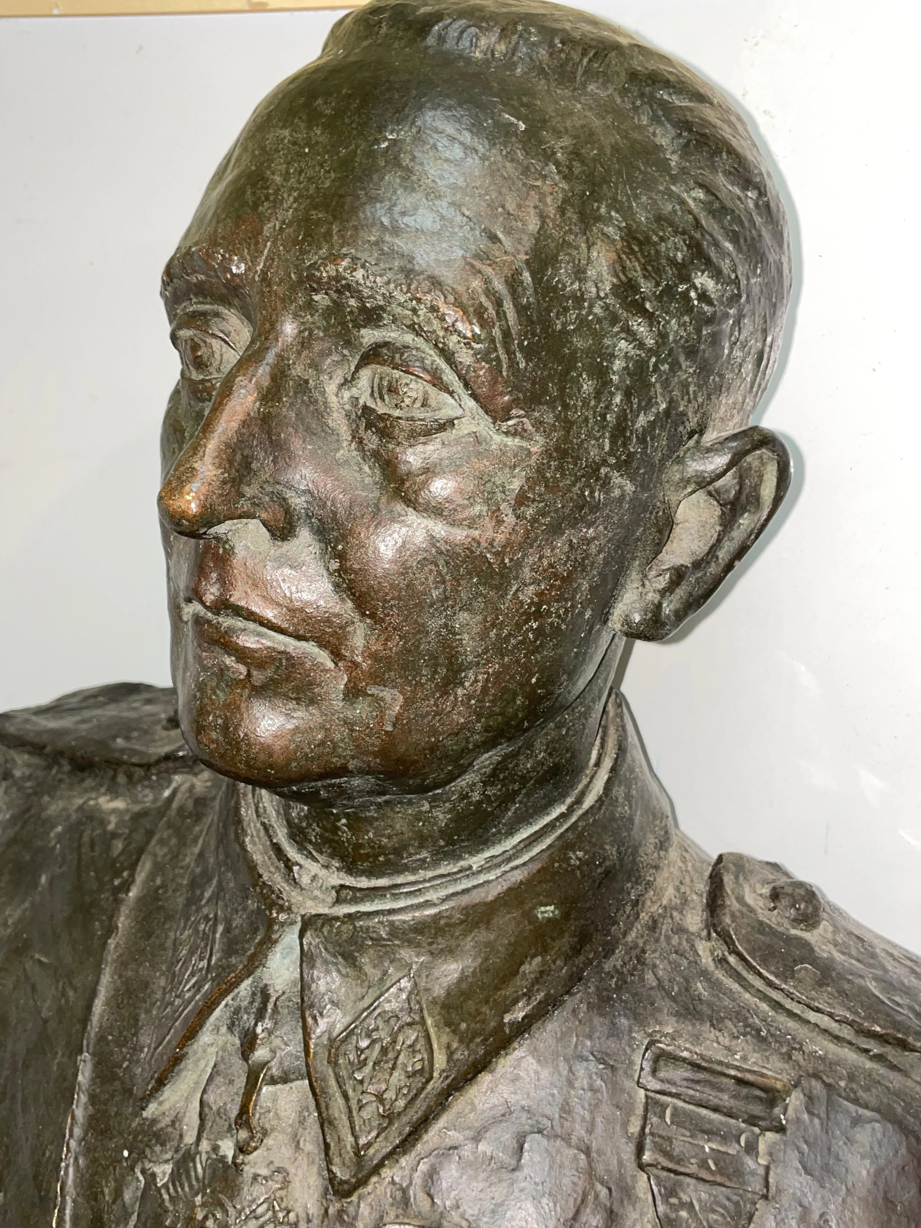 Busto Bronce De Vieja Guardia Falange.