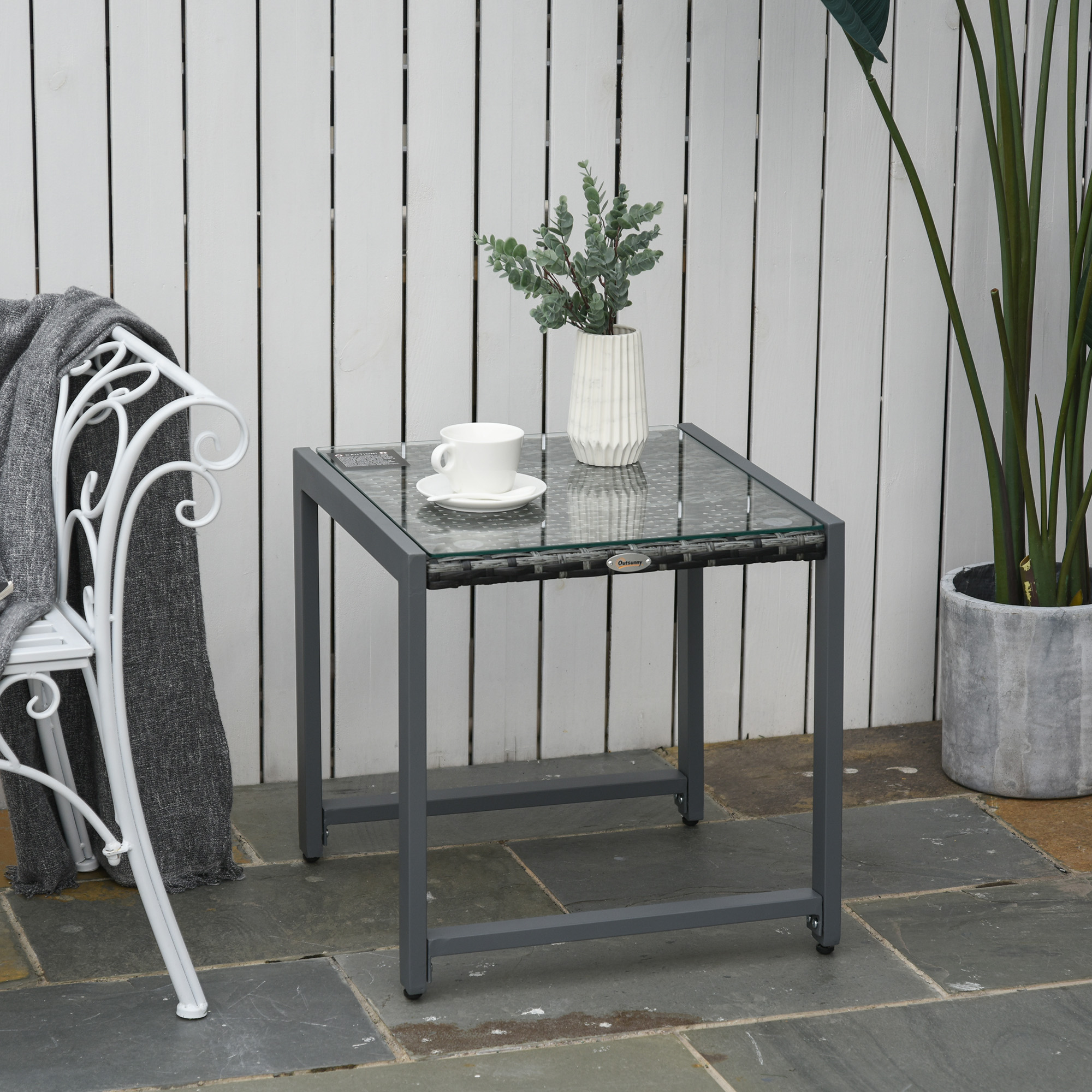 Outsunny Gartentisch Garten Beistelltisch Tisch Gartenmöbel mit Hartglas Polyrattan + Aluminium Grau 50 x 49,5 x 50 cm