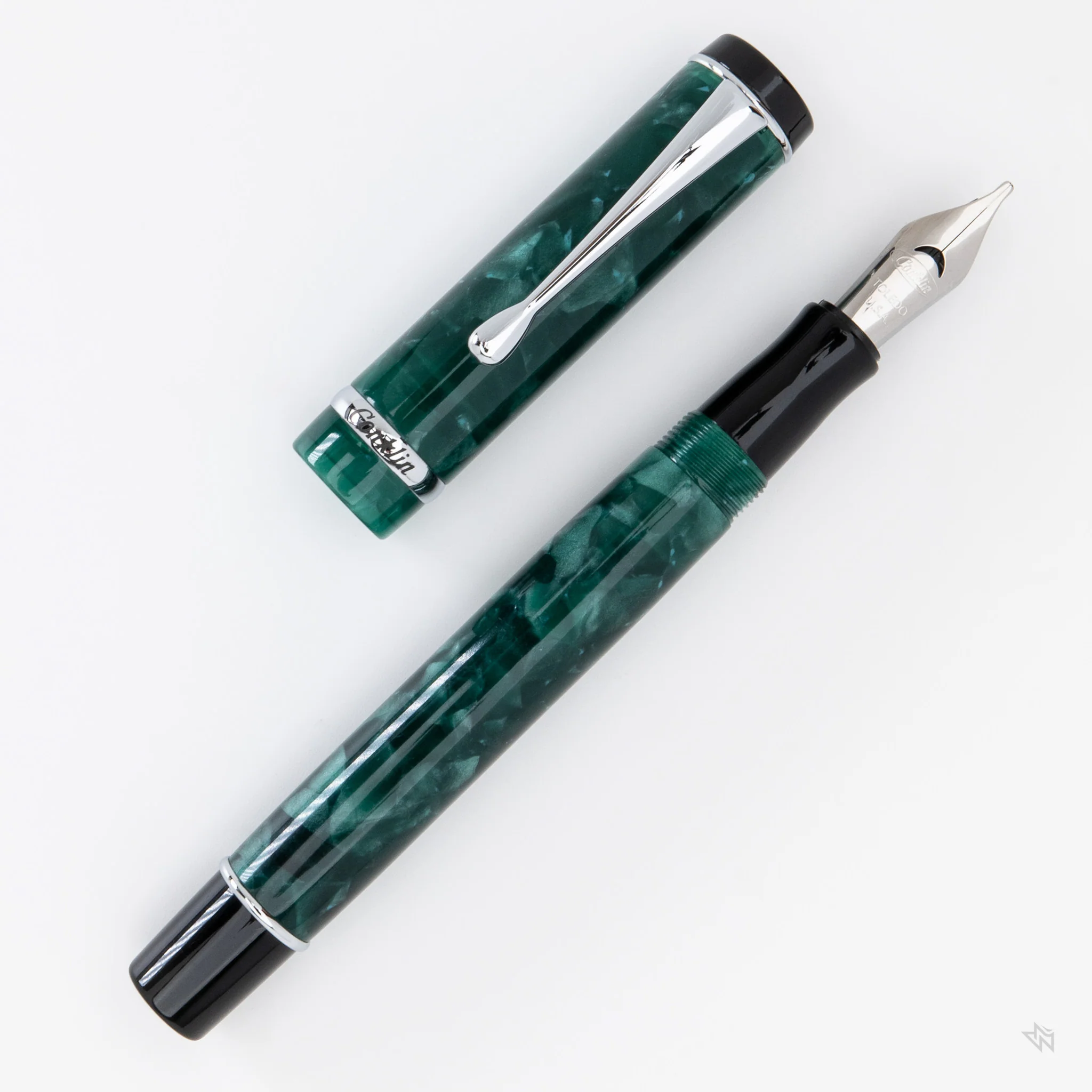 CONKLIN DURAGRAPH FOUNTAIN PEN FORESTGREEN