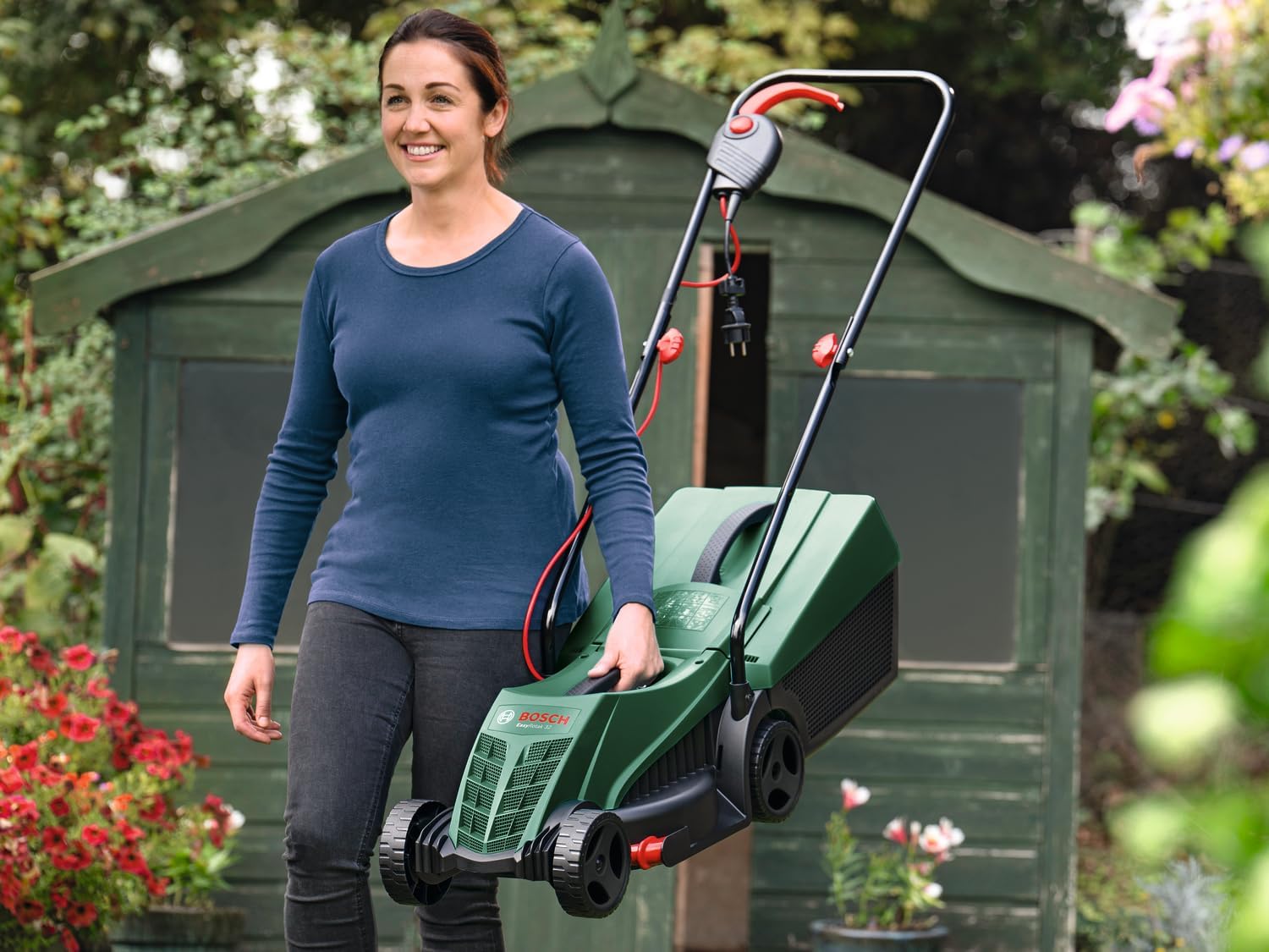 Bosch - Tosaerba con cavo EasyRotak 32-220 (potenza motore 1200 W, larghezza di taglio: 32 cm, scatola per prato da 31 litri, lama affilata extra da 32 cm, adatta per tagliare rapidamente e facilmente