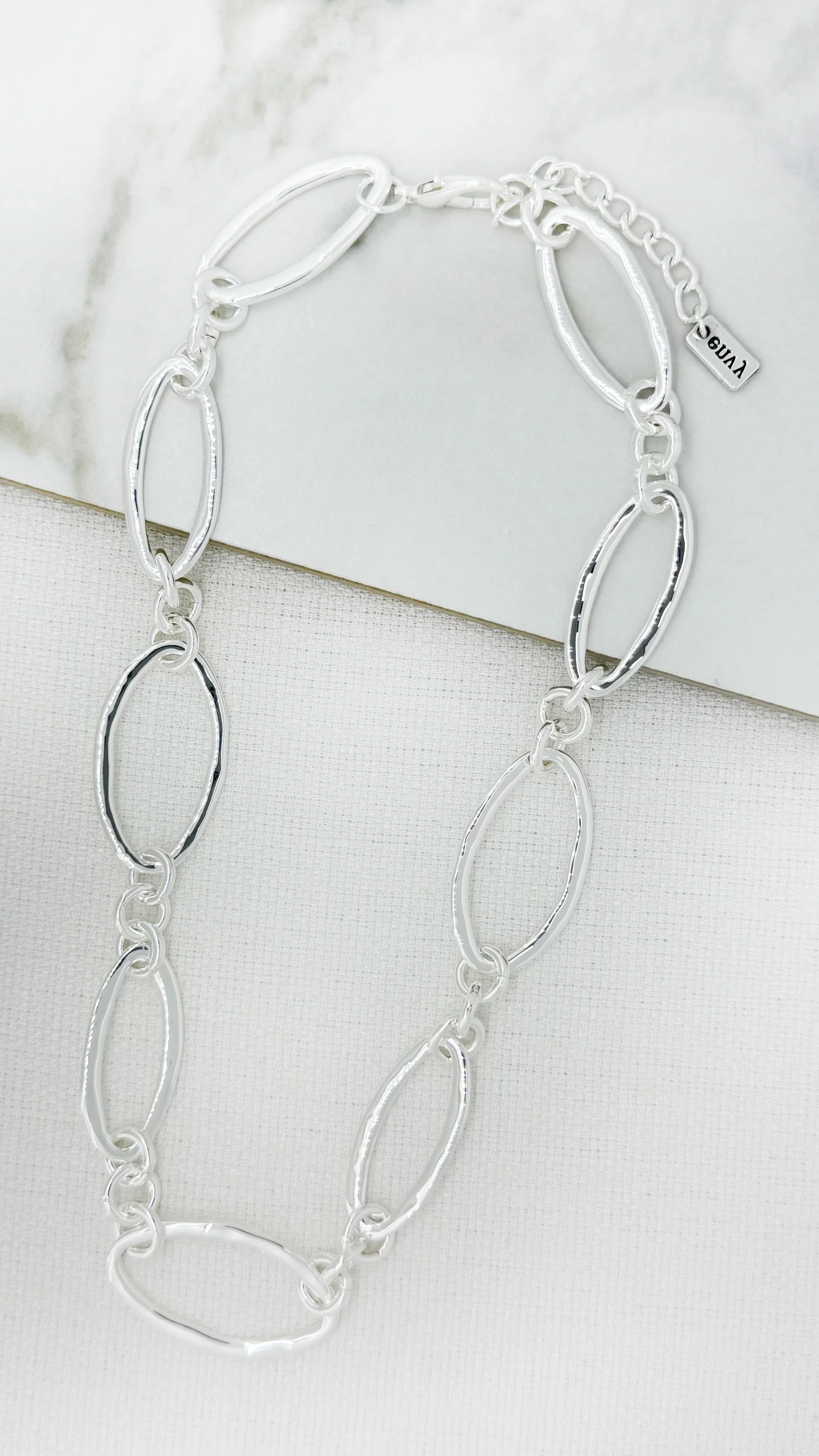 Envy Short Silver Large Loop Link Necklace