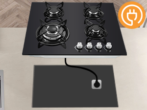 Piano cottura in vetro nero con quattro fuochi a gas e manopole di controllo, dal design moderno e minimalista