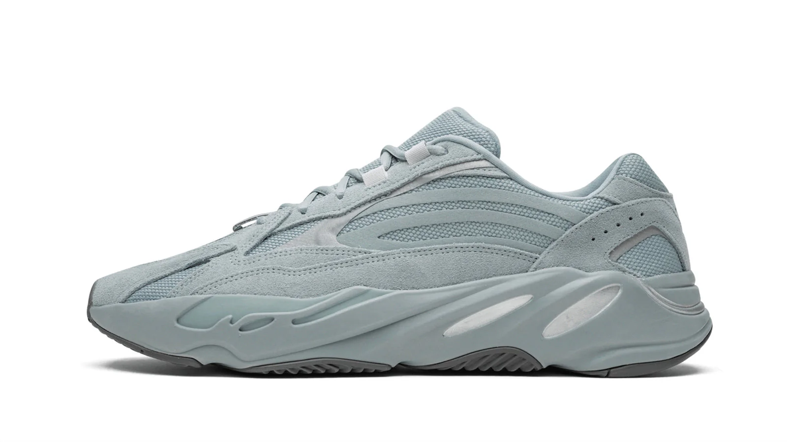 YEEZY BOOST 700 V2 