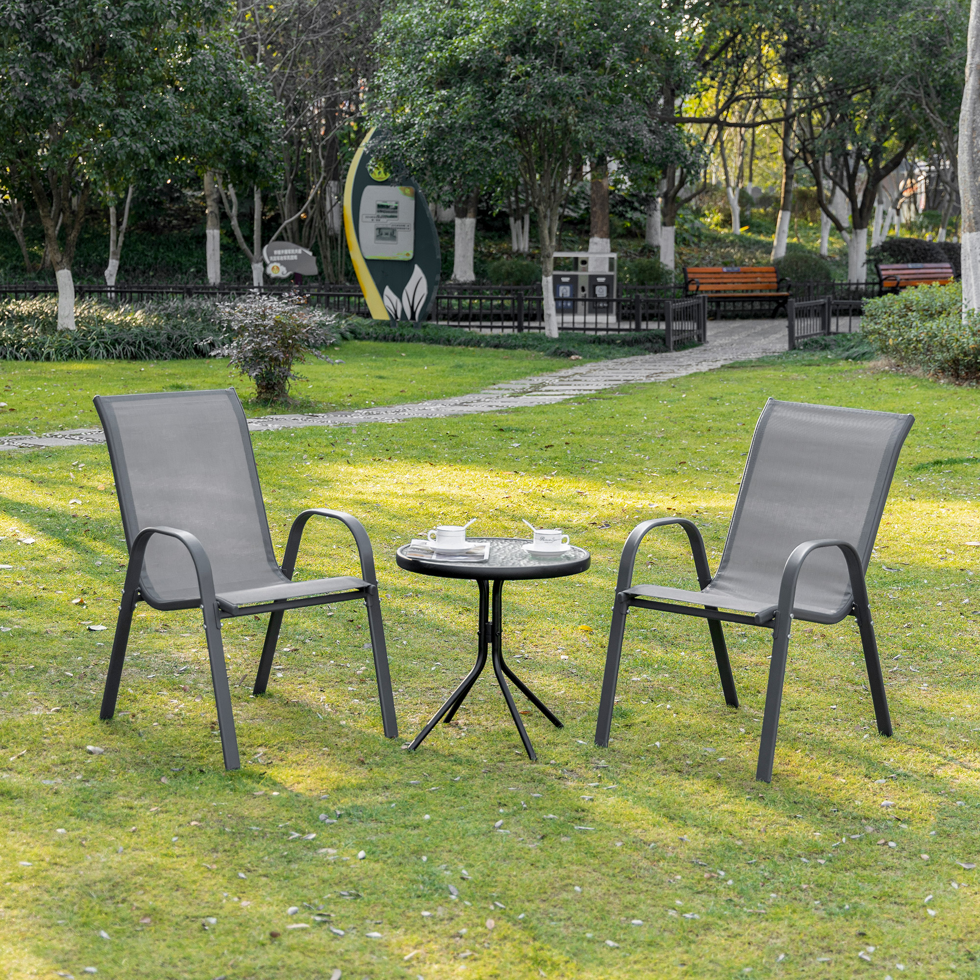 Outsunny Gartenstuhl 2er Set wetterfest Gartenstühle Stapelstuhl mit Armlehne Rückenlehne stapelbar Terrassenstuhl bis 120 kg belastbar Gartenmöbel für Hinterhof, Garten, Balkon Grau