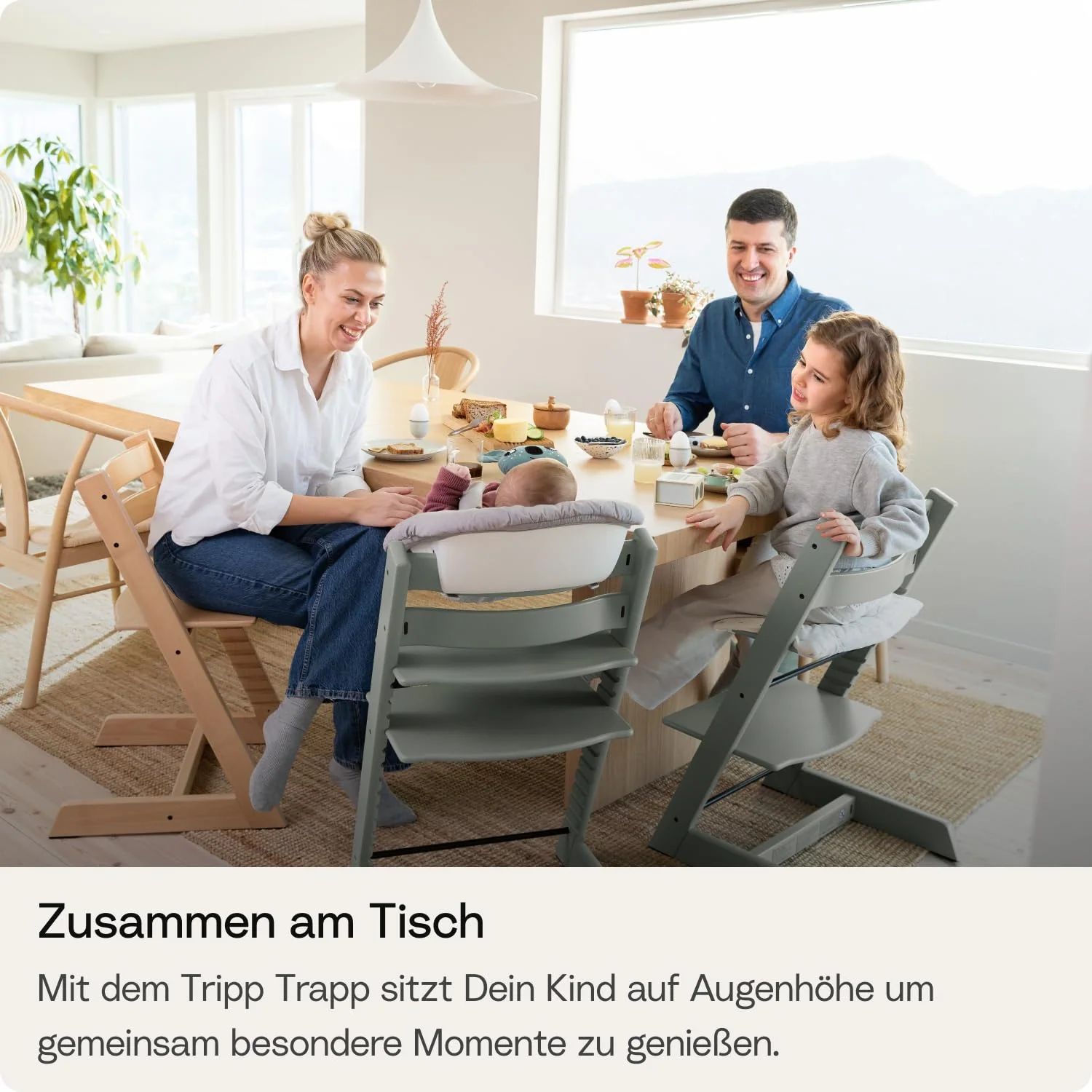 Stokke Tripp Trapp® Hochstuhl aus Holz, mitwachsender Kinderstuhl mit verstellbarer Sitz- und Fußplatte