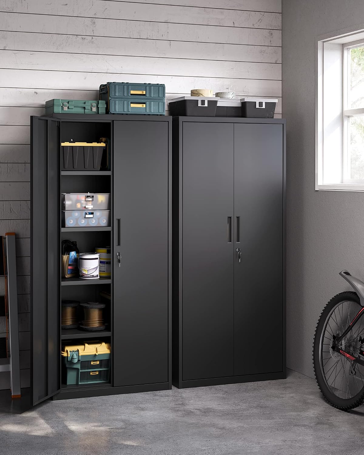 SONGMICS Armadietto Garage a 5 Ripiani con 2 Ante, Armadio Ufficio, 40 x 80 x 180 cm, 1 Serratura, Ripiani Regolabili, Armadio Metallo, Nero Opaco OMC015B01