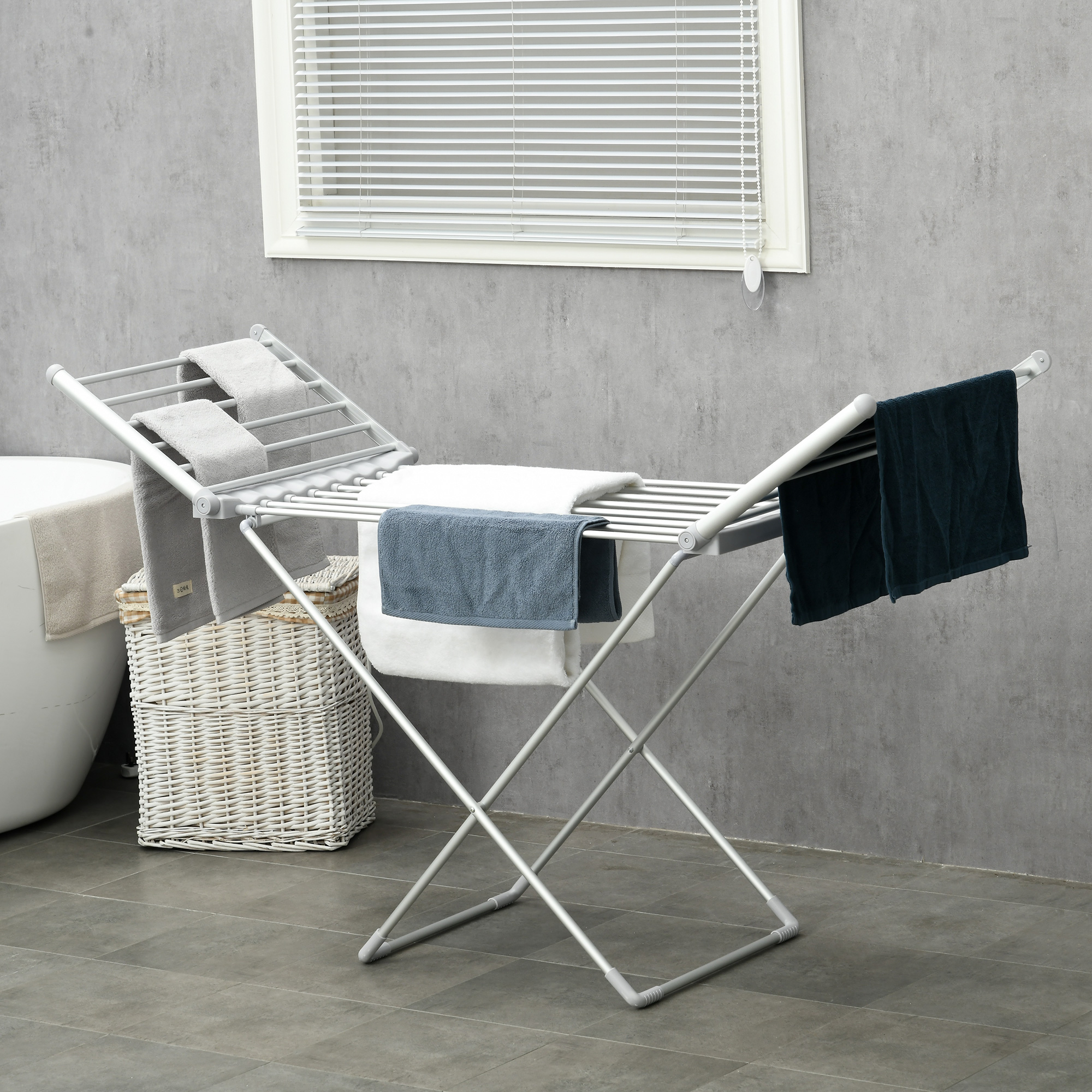 HOMCOM Wäscheständer mit Heizfunktion, 45-55 ℃, zusammenklappbar, 144L x 53B x 96H cm