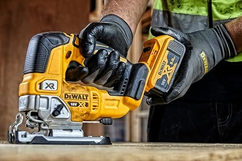 DEWALT DCS334N XJ Seghetto alternativo Brushless con impugnatura a staffa XR 18V senza batterie ne caricabatteria : Fai da te