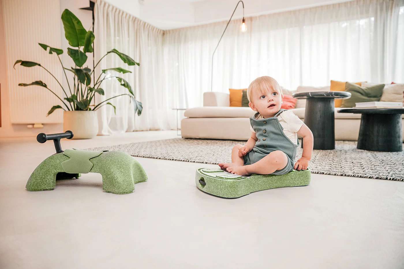 2025 Scoot and Ride My First baby walker 3-in-1 e scivolo – Olive