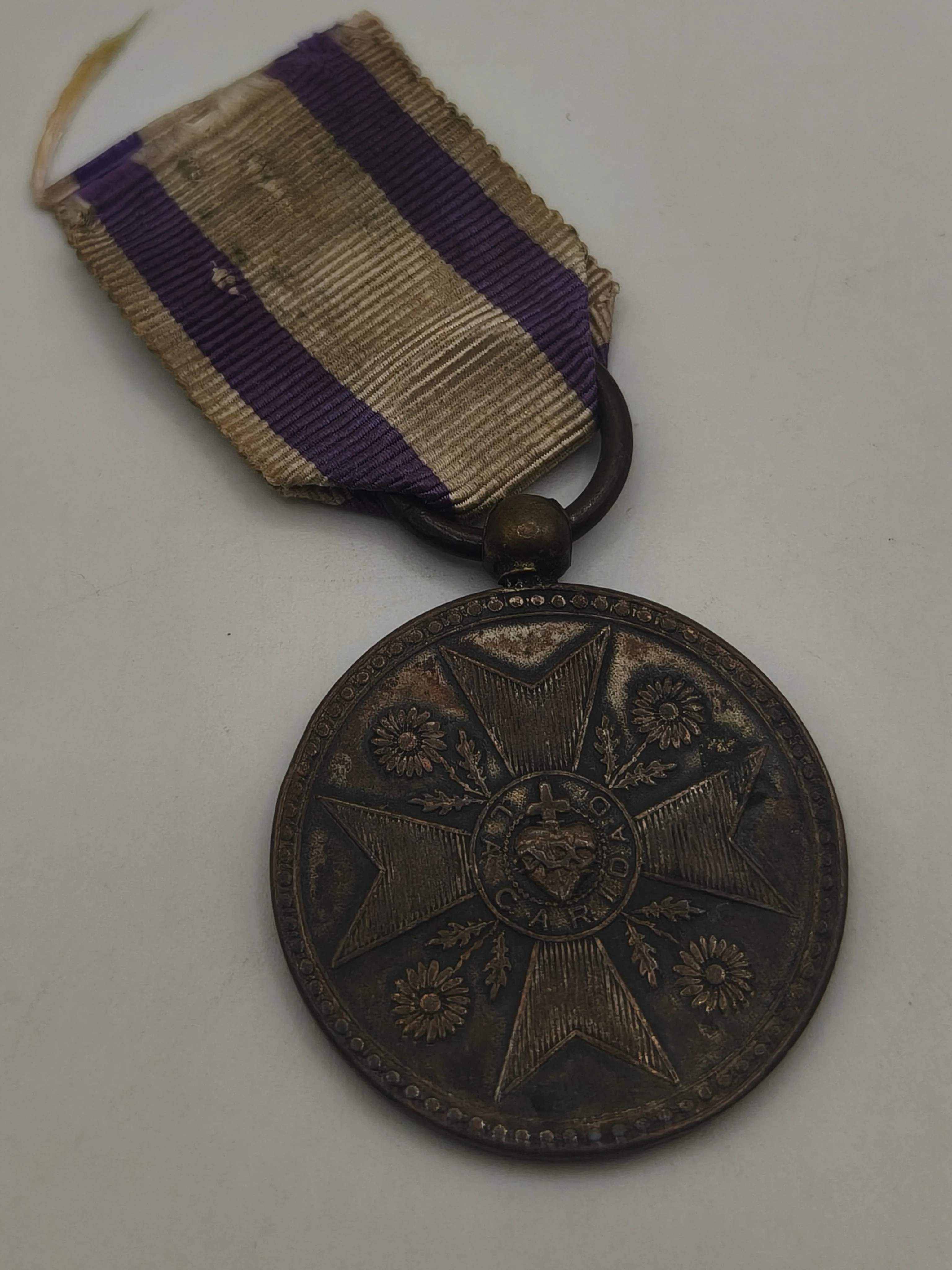 Charity Order Carlist medal. Charles VII Spain. Margaritas
