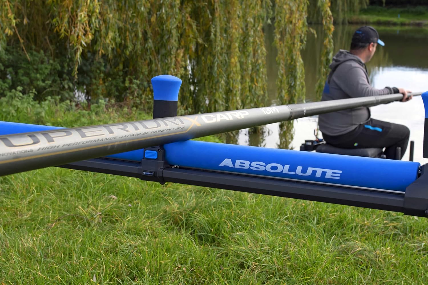 Preston Absolute Pole Roller XL - Rutenhalter, Rutenständer, Rollhalter für Kopfruten zum Friedfischangeln