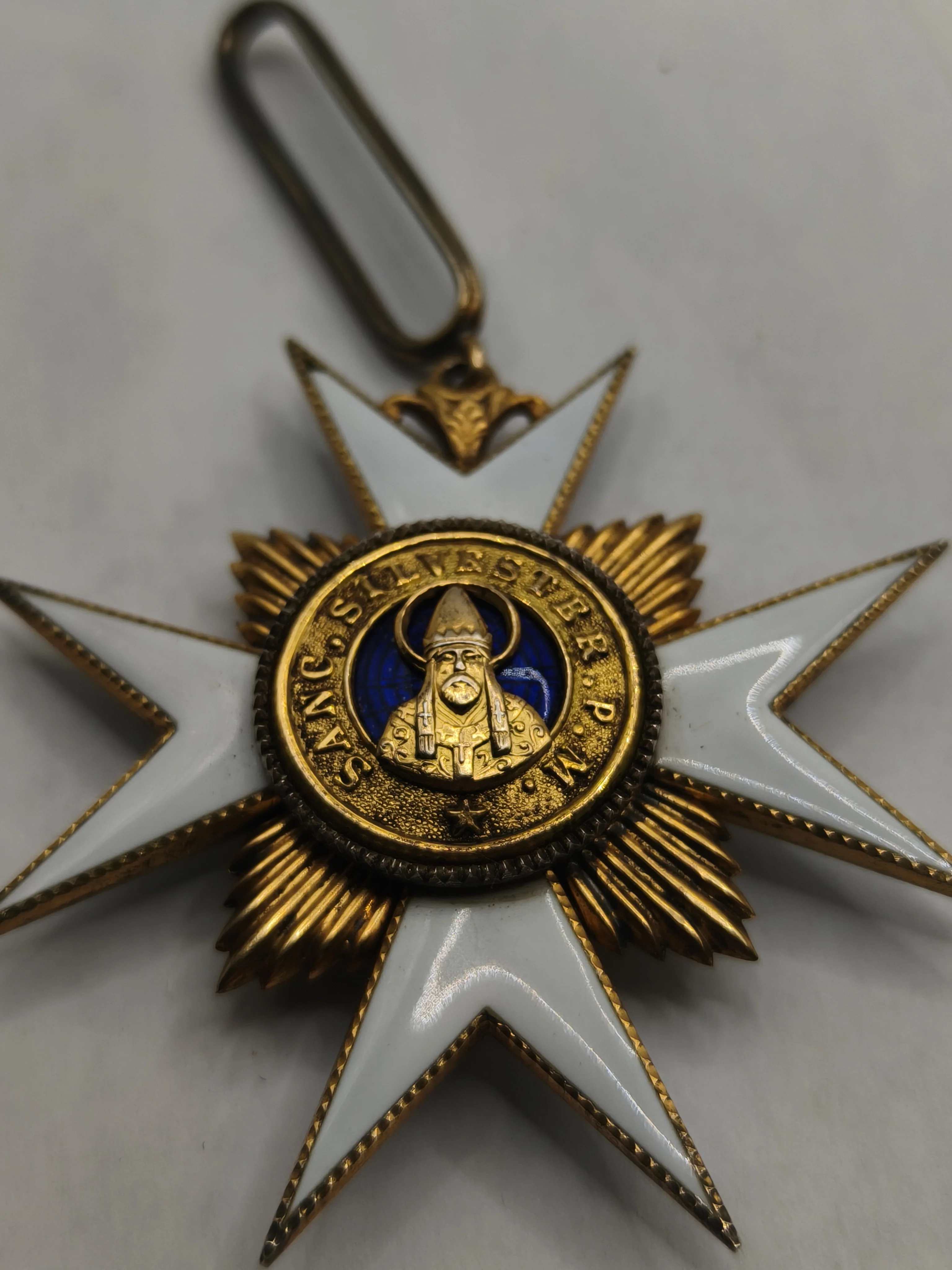 Medalla encomendador Orden San Silvestre. Italia.