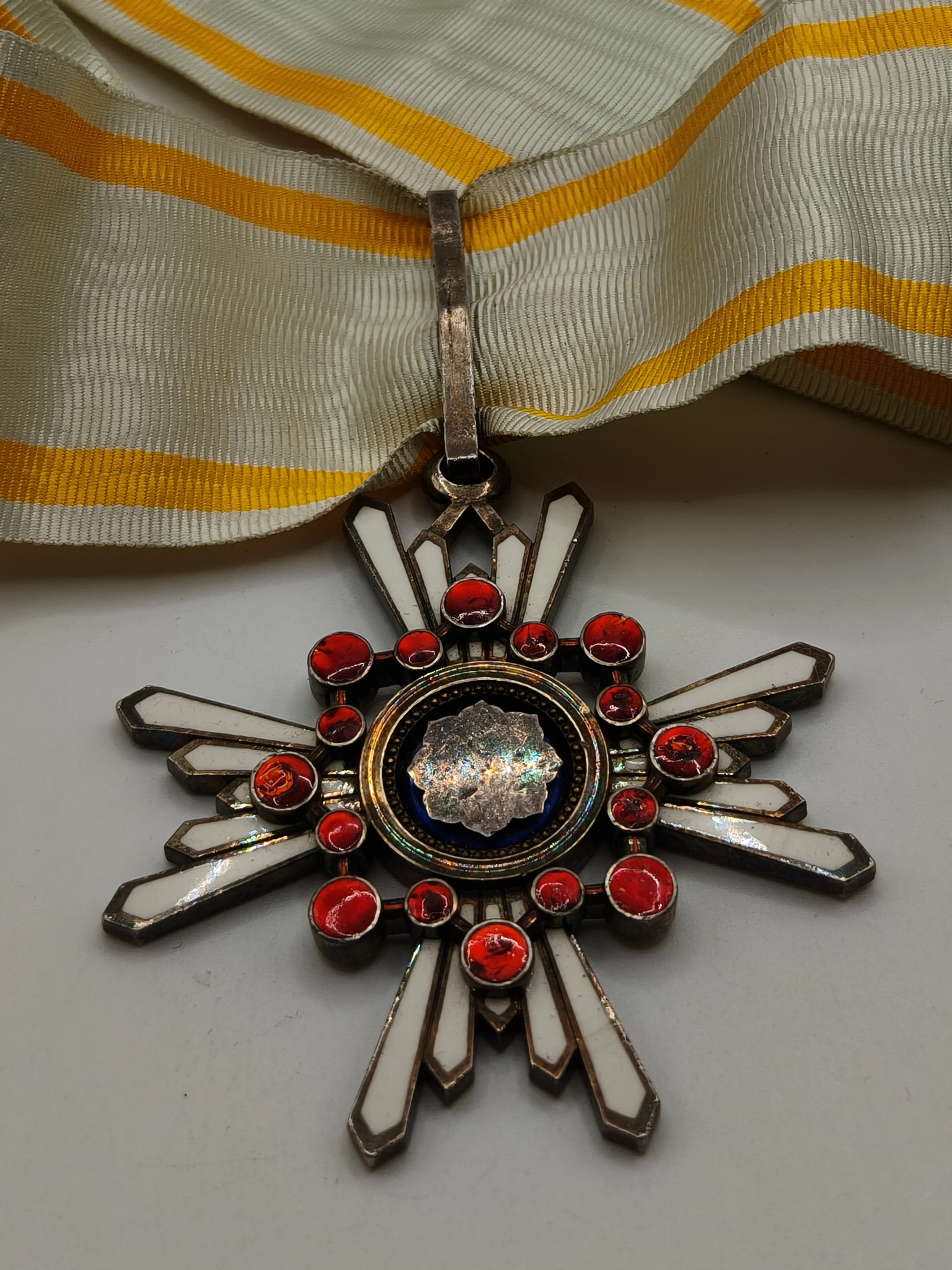 Encomienda orden tesoro sagrado. Jap��n. tercera clase.