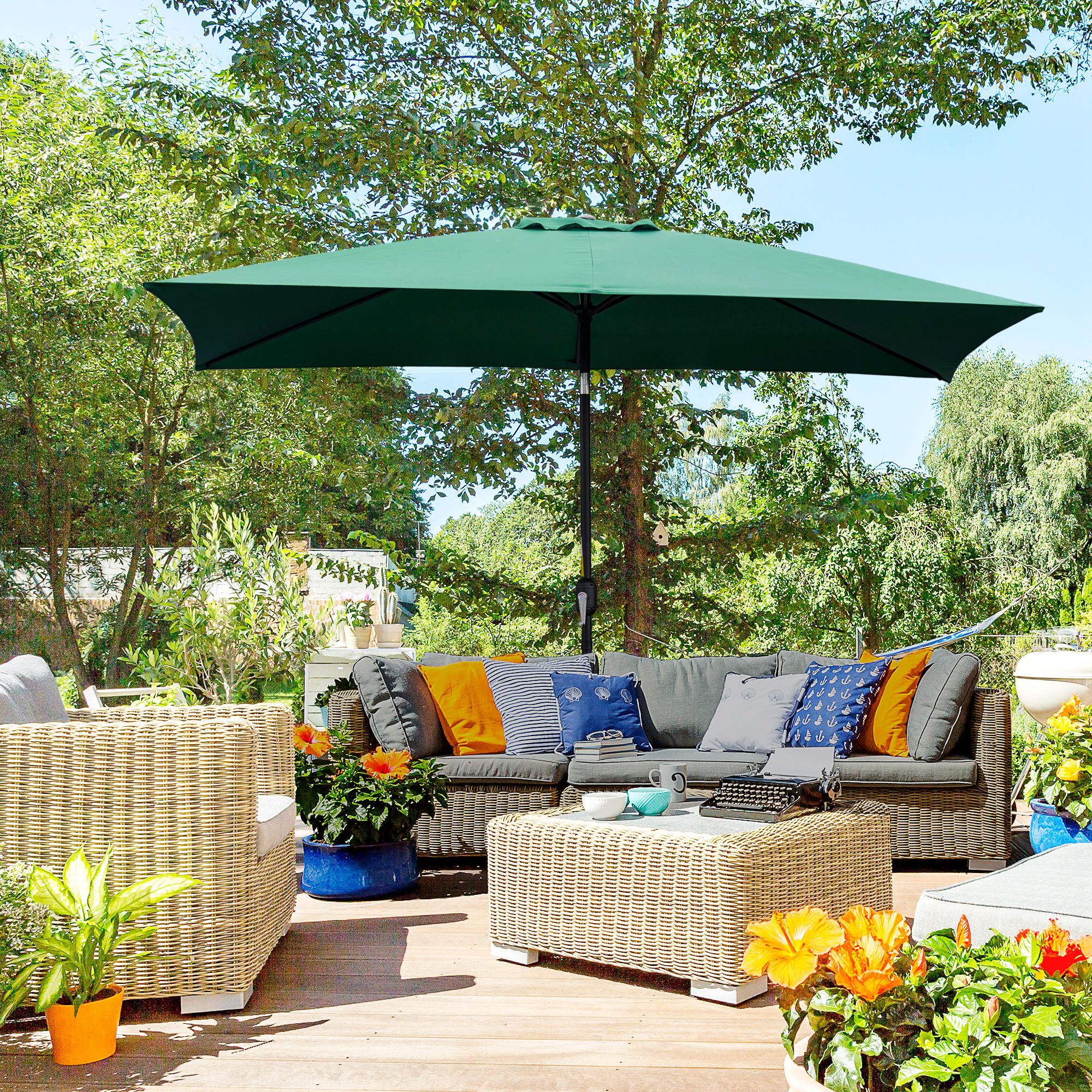 Outsunny Neigbarer rechteckiger Sonnenschirm aus Aluminium Polyester Hochdichte 3 x 2 m Grün