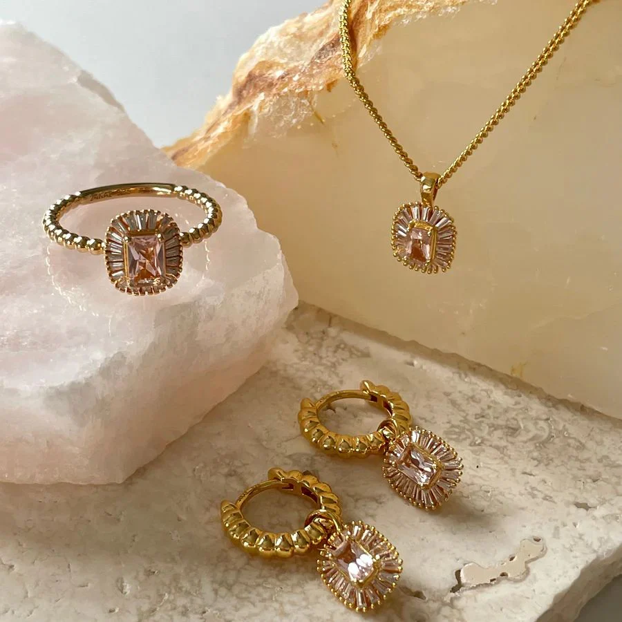 Collana 24Kae dorata giallo e ciondolo pietra rose e zirconi bianchi 32451Y