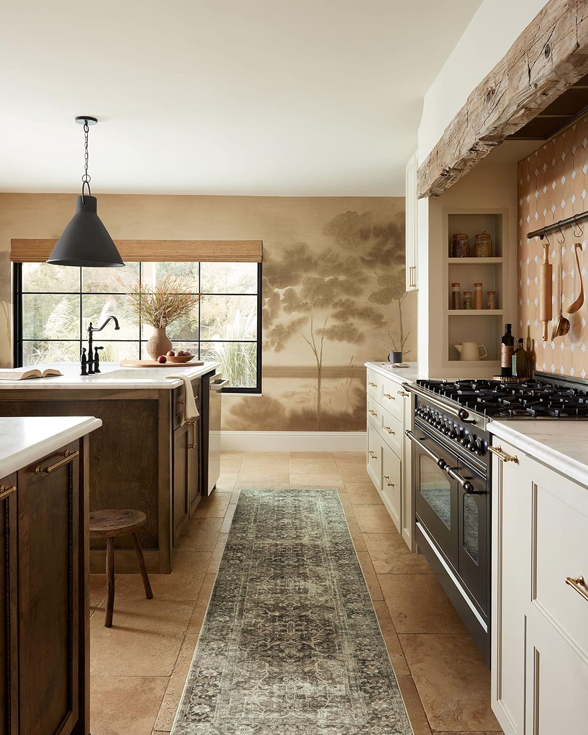 Loloi Magnolia Home by Joanna Gaines Sinclair Collection SIN-01 Pebble/Taupe 7'-6