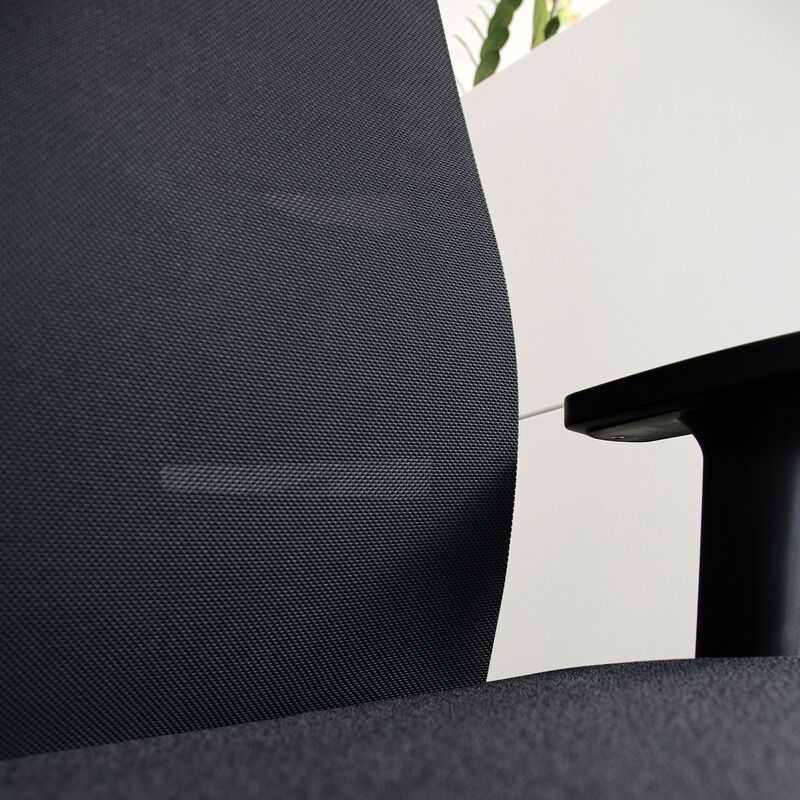 Sedia da ufficio ergonomica con schienale a rete Agilis Matrix MT13 | Colore Nero