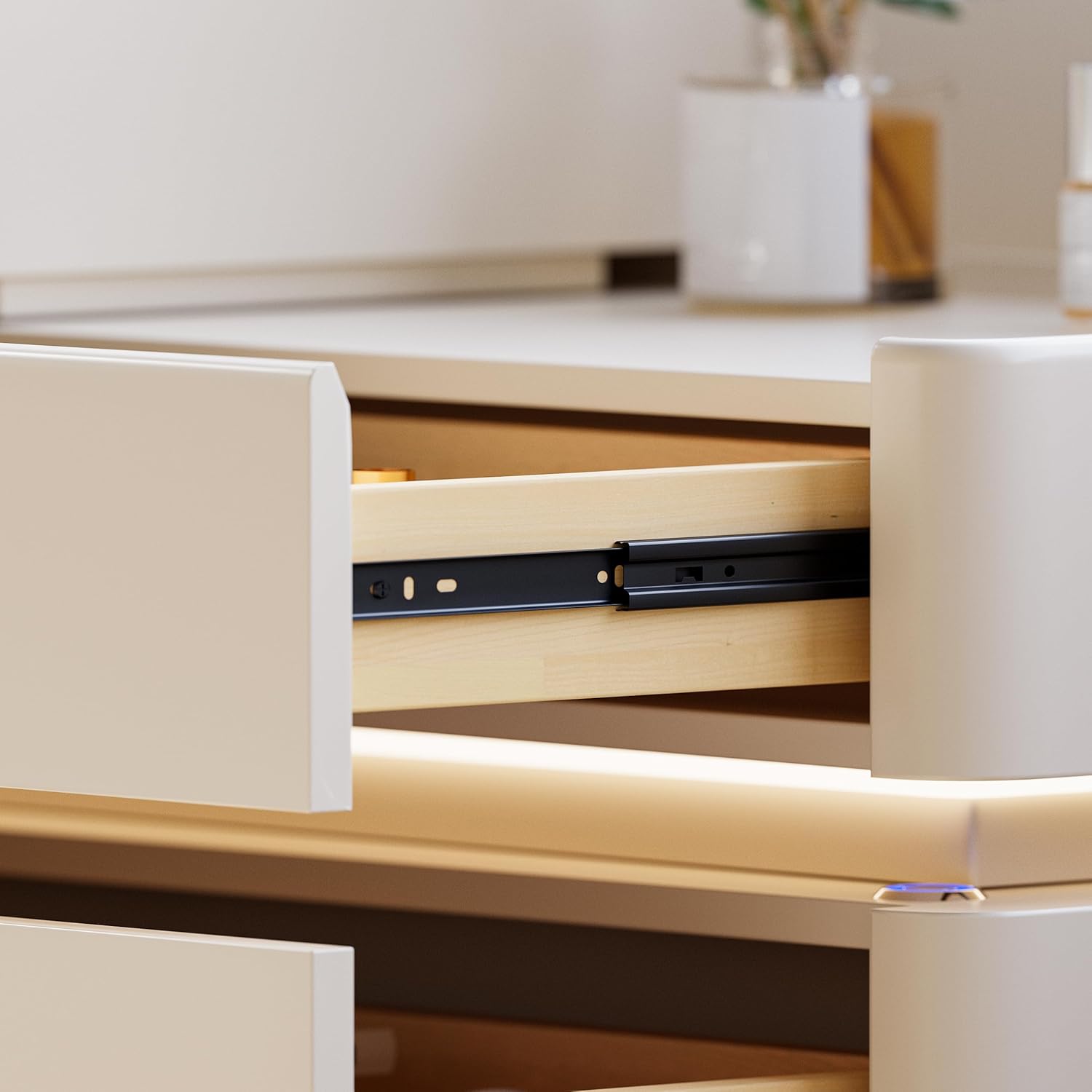 Homary Schminktisch mit Beleuchtung, Modern Schminktisch mit Ausziehbarem Design, Dimmbarer LED-Beleuchtung und Integrierter Ladestation für Ihre Beauty-Tools
