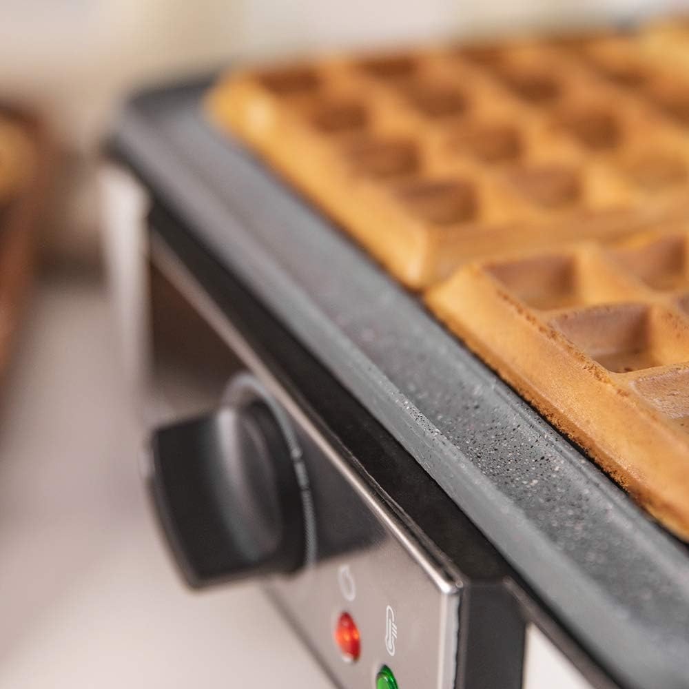 Cecotec - Waffle Maker elettrico per waffle, 4Inox 1200 W, acciaio inossidabile, 4 cialde alla volta, rivestimento antiaderente Rockstone, temperatura regolabile