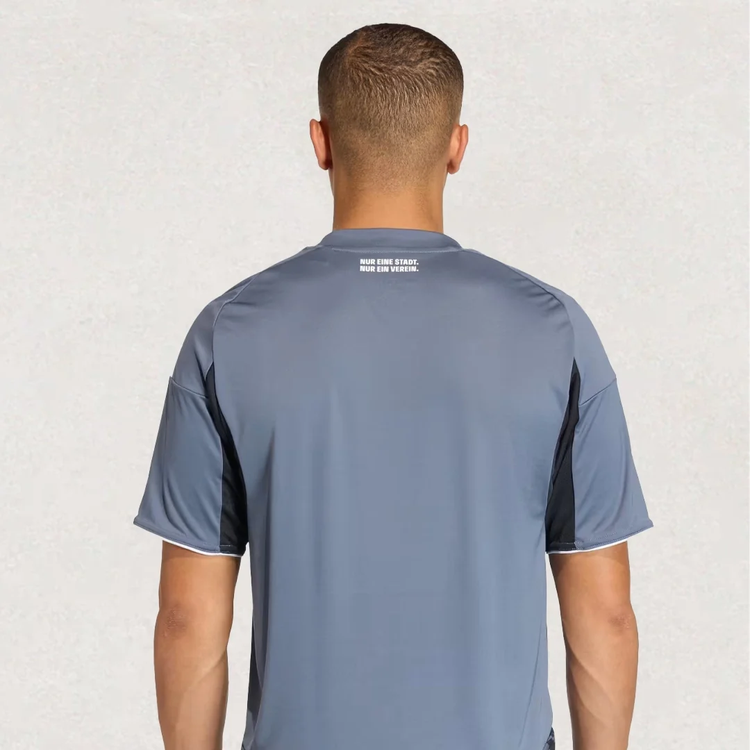 Eintracht Frankfurt Third 25/26 Jersey