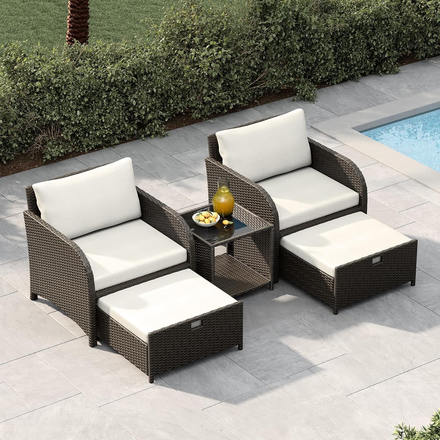 GarveeHome 5-TLG. Rattan Gartenmöbel Set mit 2 Sesseln, Hockern & Tisch