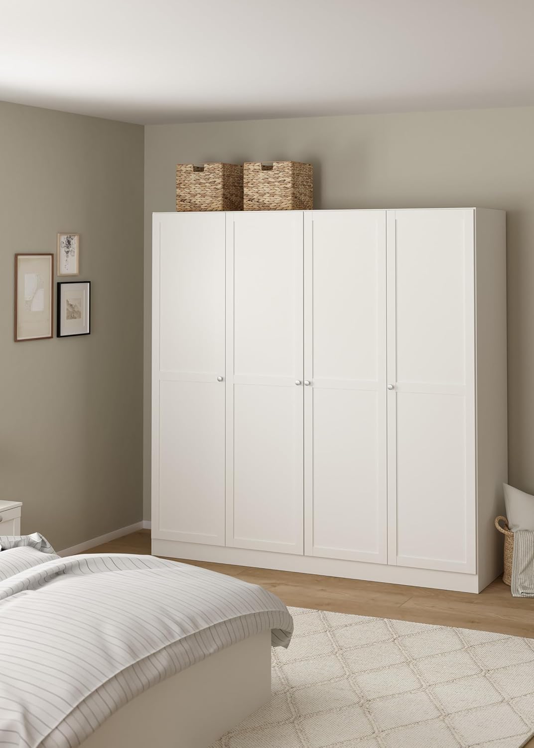 AVANTI TRENDSTORE Corsico Laminated Wood Wardrobe with 4 Doors with 9 Shelves and a Clothes Rail Available in White or Jackson Hickory Dimensions LAP 195.5 x 200 x 61.5 cm
