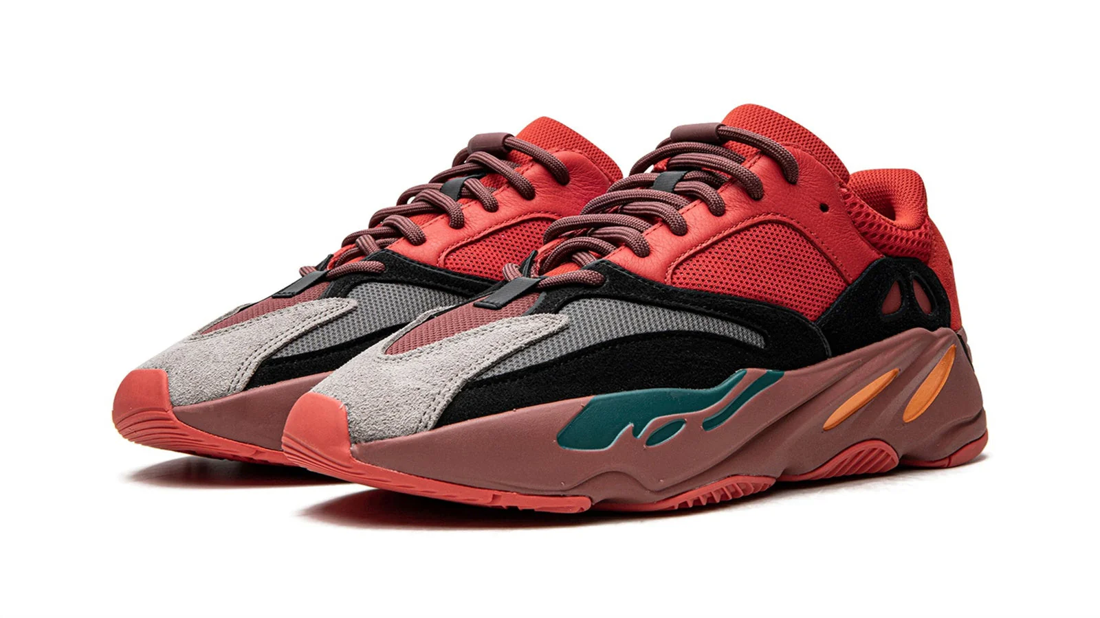 YEEZY BOOST 700 
