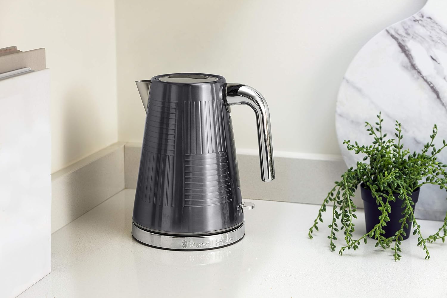 Russell Hobbs GeoSteel Frühstückset Toaster, Wasserkocher und Kaffeemaschine