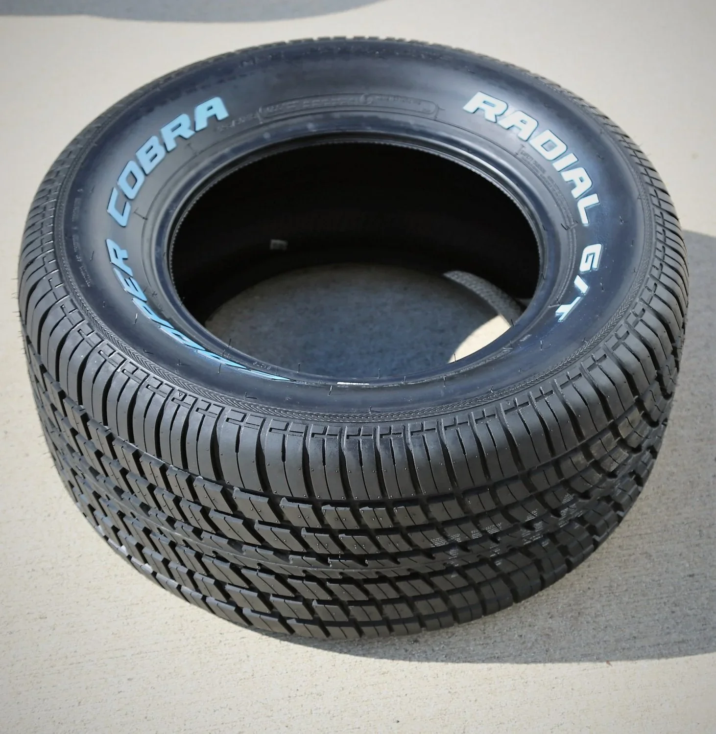 Cooper Cobra Radial Tire G/T 295/50R15 105S A/S All Season