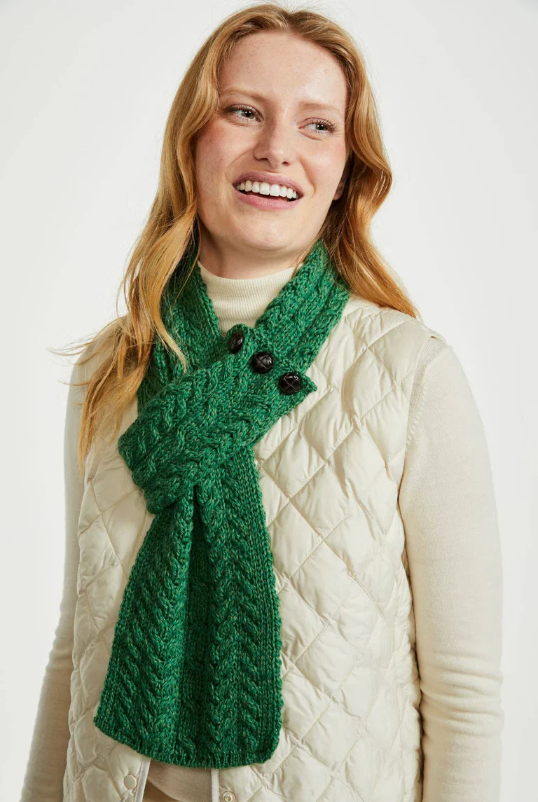 Ballina Aran Buttoned Loop Scarf - Kiwi Green