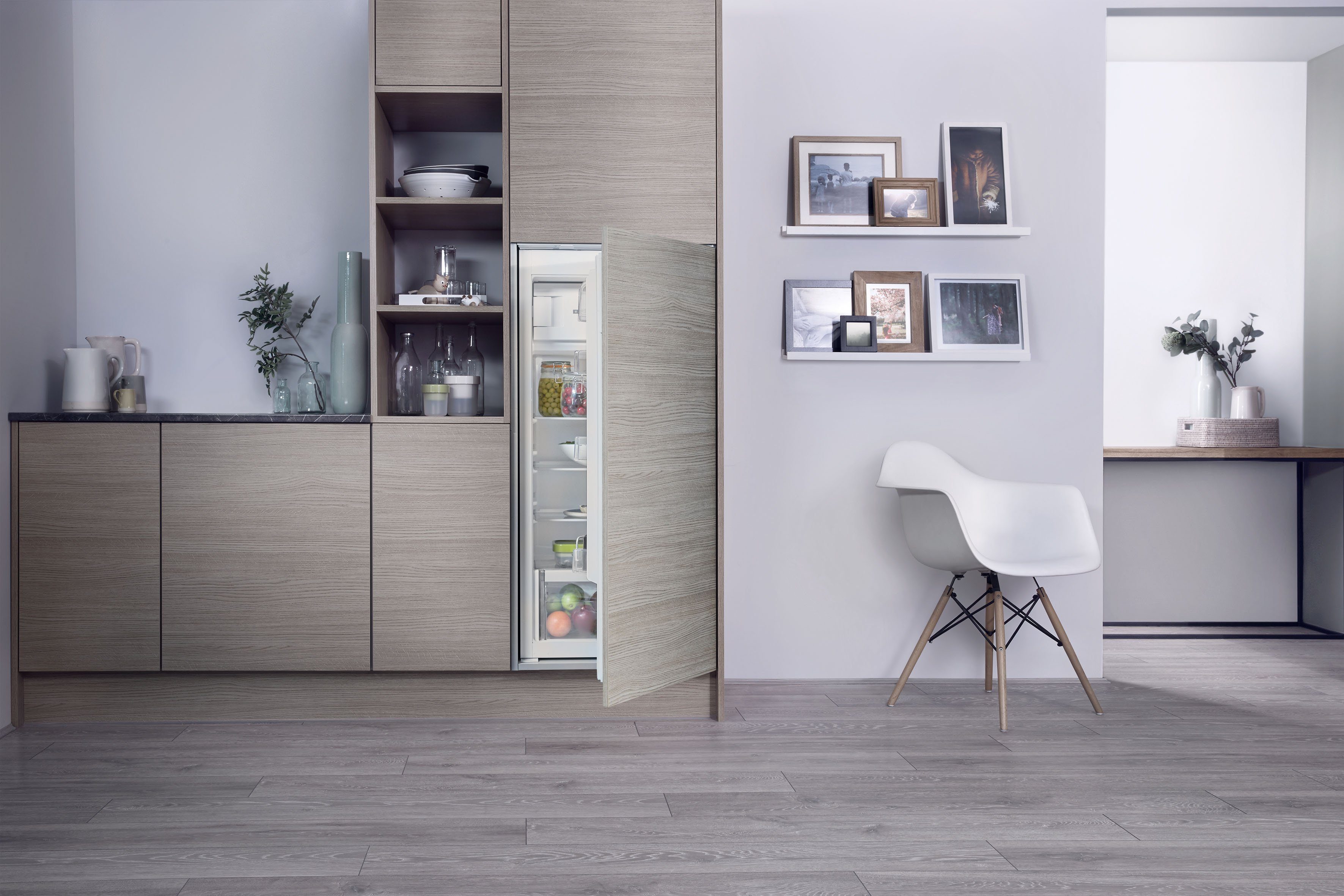 Einbaukühlschrank KSI 12GF2