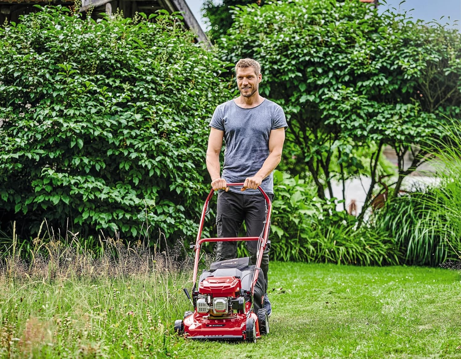 Einhell Tosaerba a benzina GC-PM 46/5 S (2 kW, fino a 1.400 m², 1 cilindro, motore a 4 tempi, trazione posteriore commutabile, regolazione centrale in altezza di taglio a 9 livelli 25-80 mm)