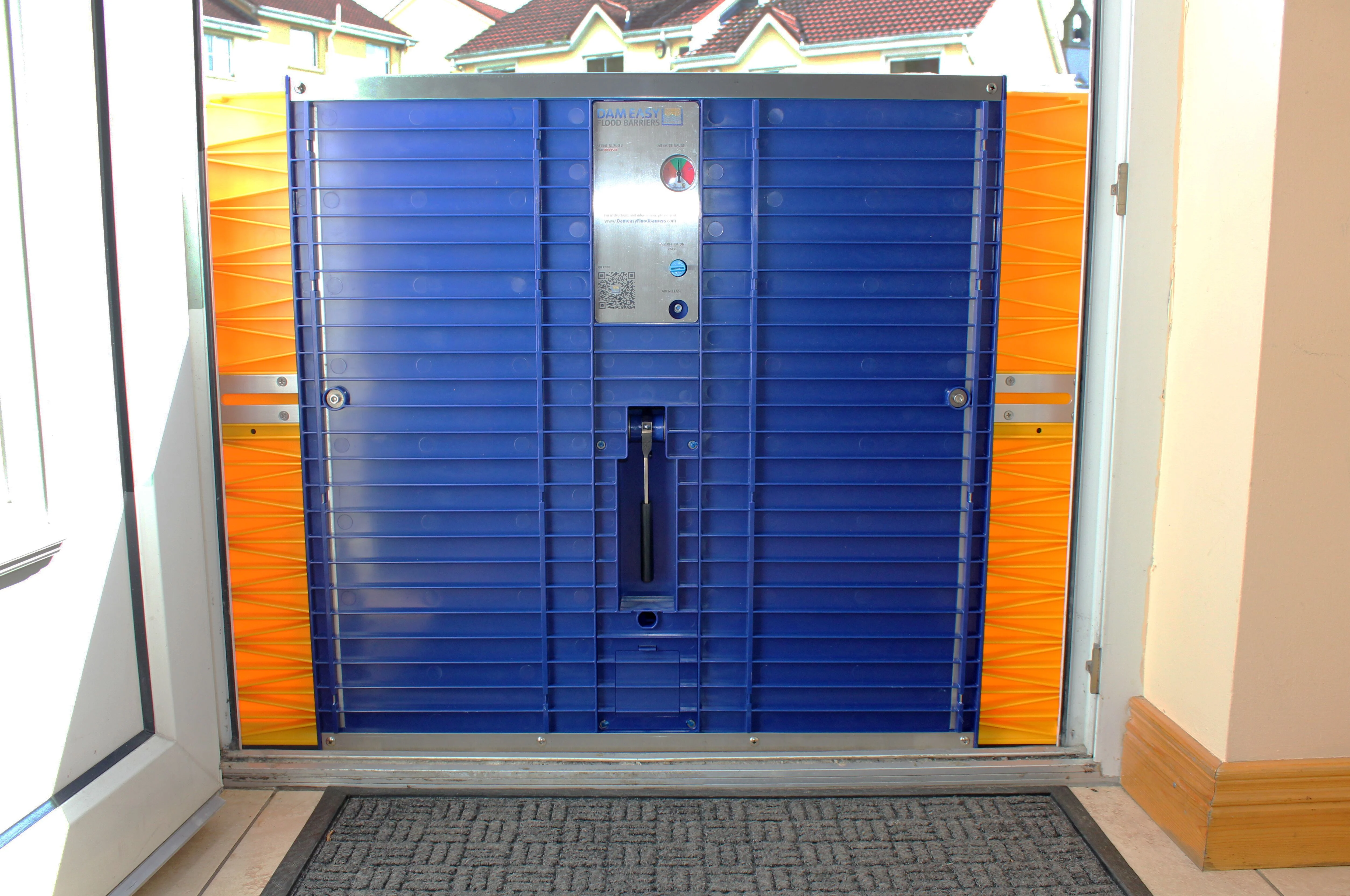 Dam Easy Flood Barrier 30 in. H X 30 in. W X 2.75 in. L Flood Barrier 1 pk
