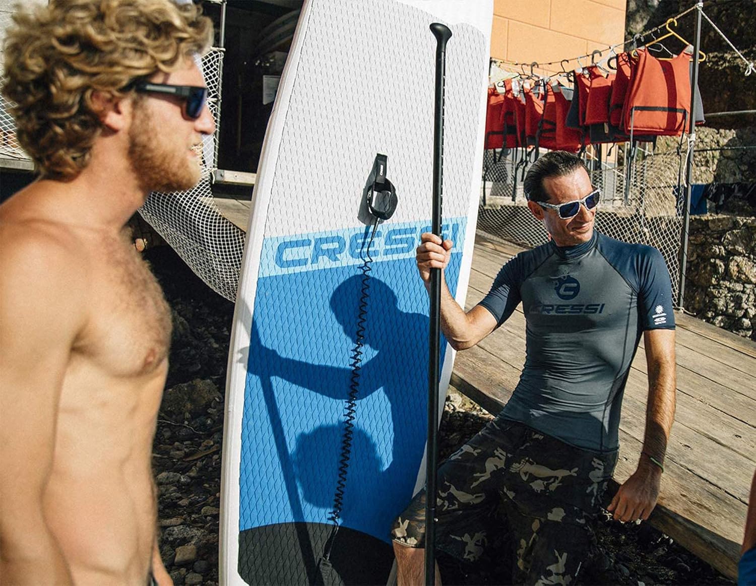 Cressi Haikili Inflatable SUP 10'6, Tavola Gonfiabile per Praticare Lo Stand Up Paddling Unisex Adulto, Bianco/Blu Navy, Taglia Unica
